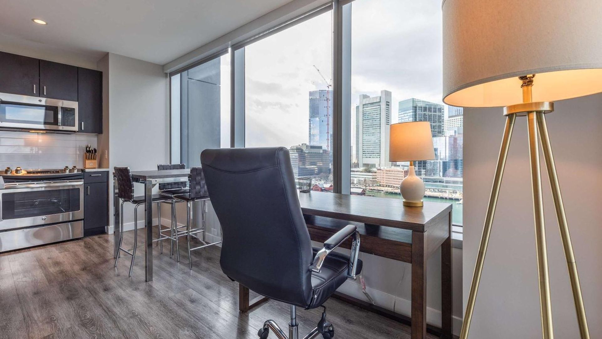 Modern In Seaport With Gym Apartment Boston