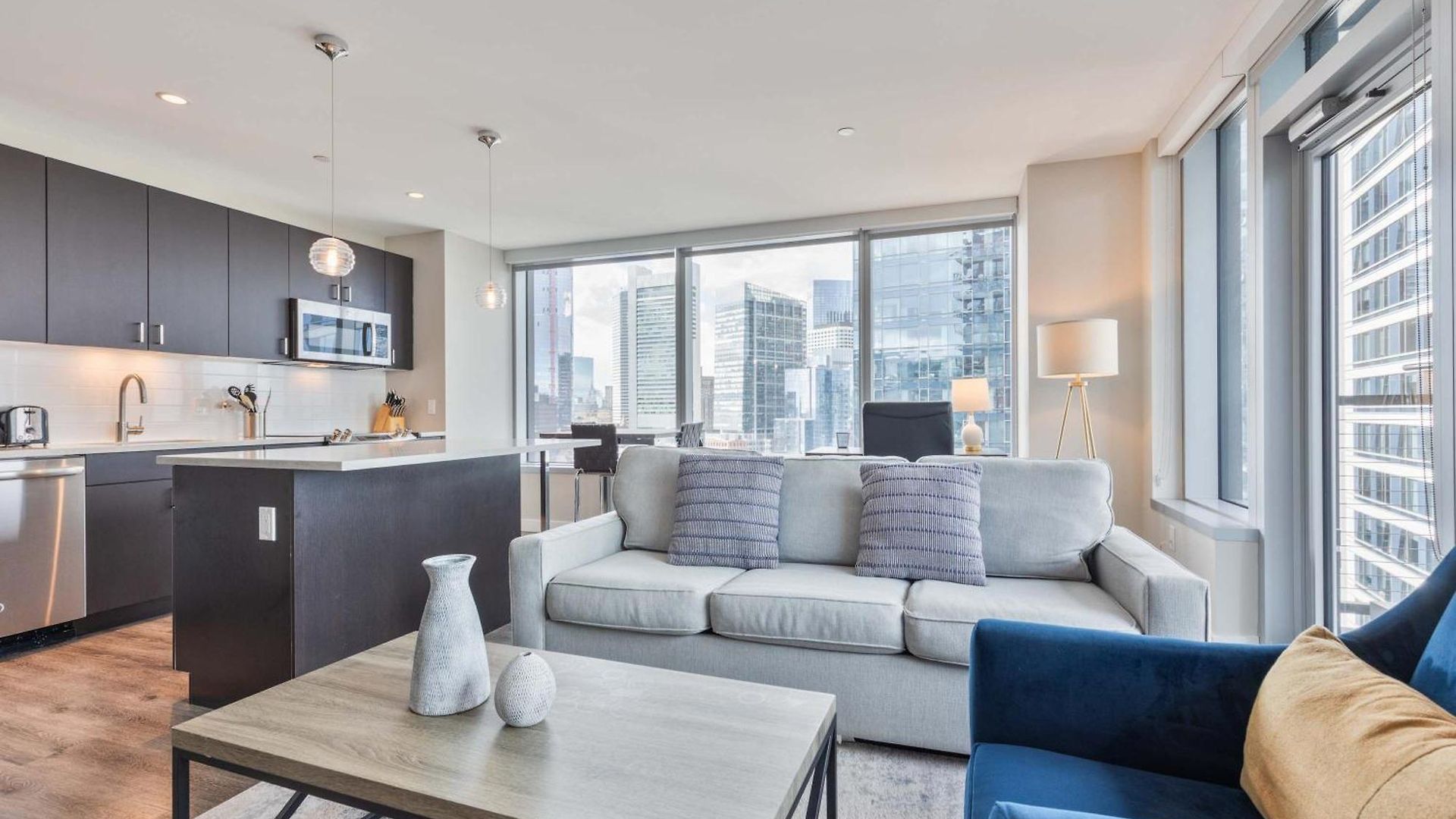 Modern In Seaport With Gym Boston
