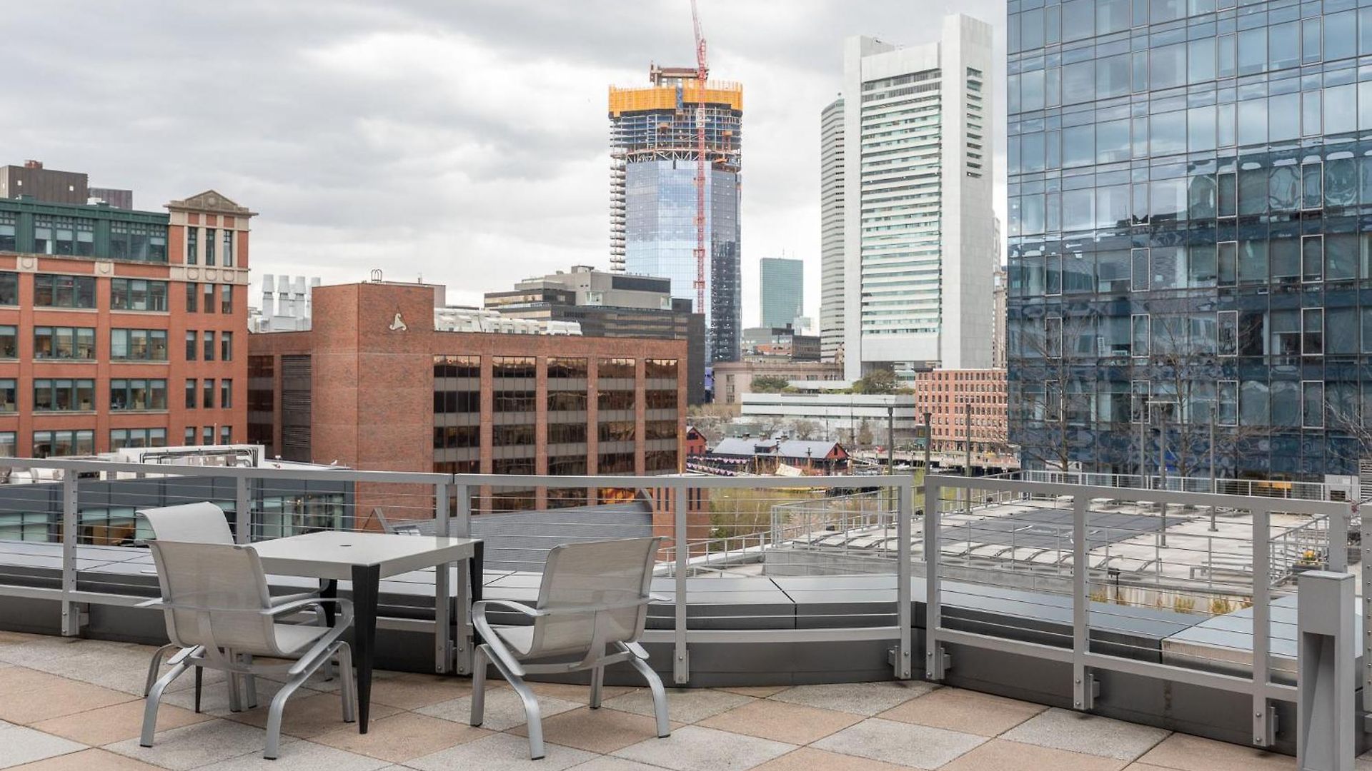Private Downtown Near Harbor * Boston
