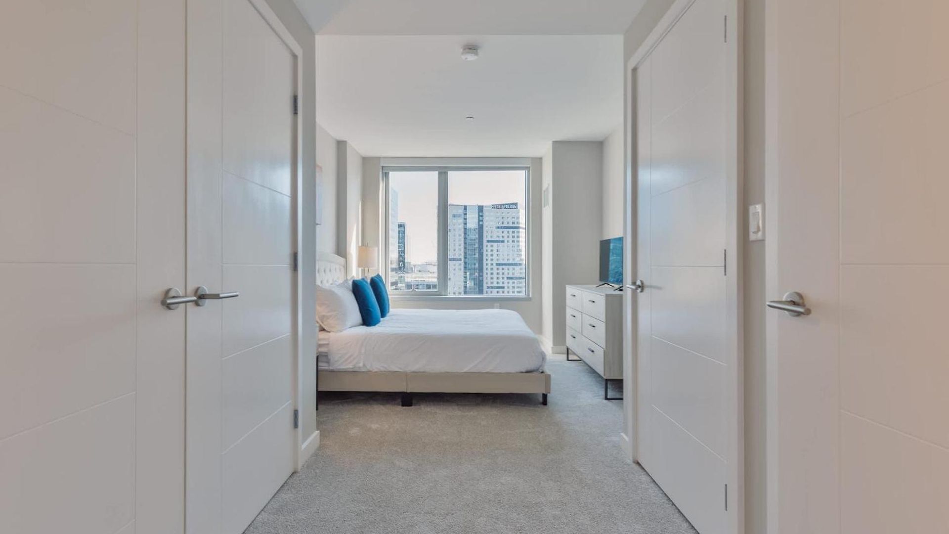 Private Downtown Near Harbor * Boston