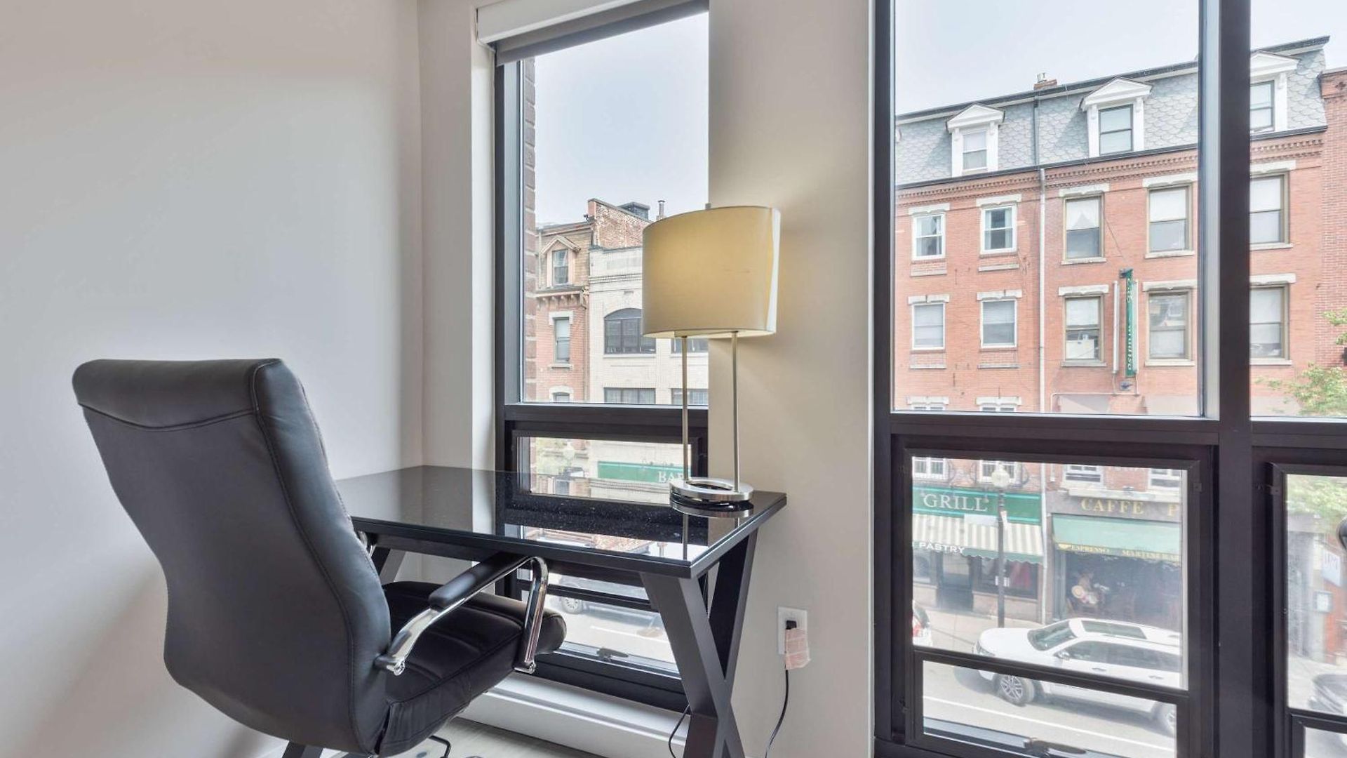 Apartment Chic North End Escape Near Waterfront