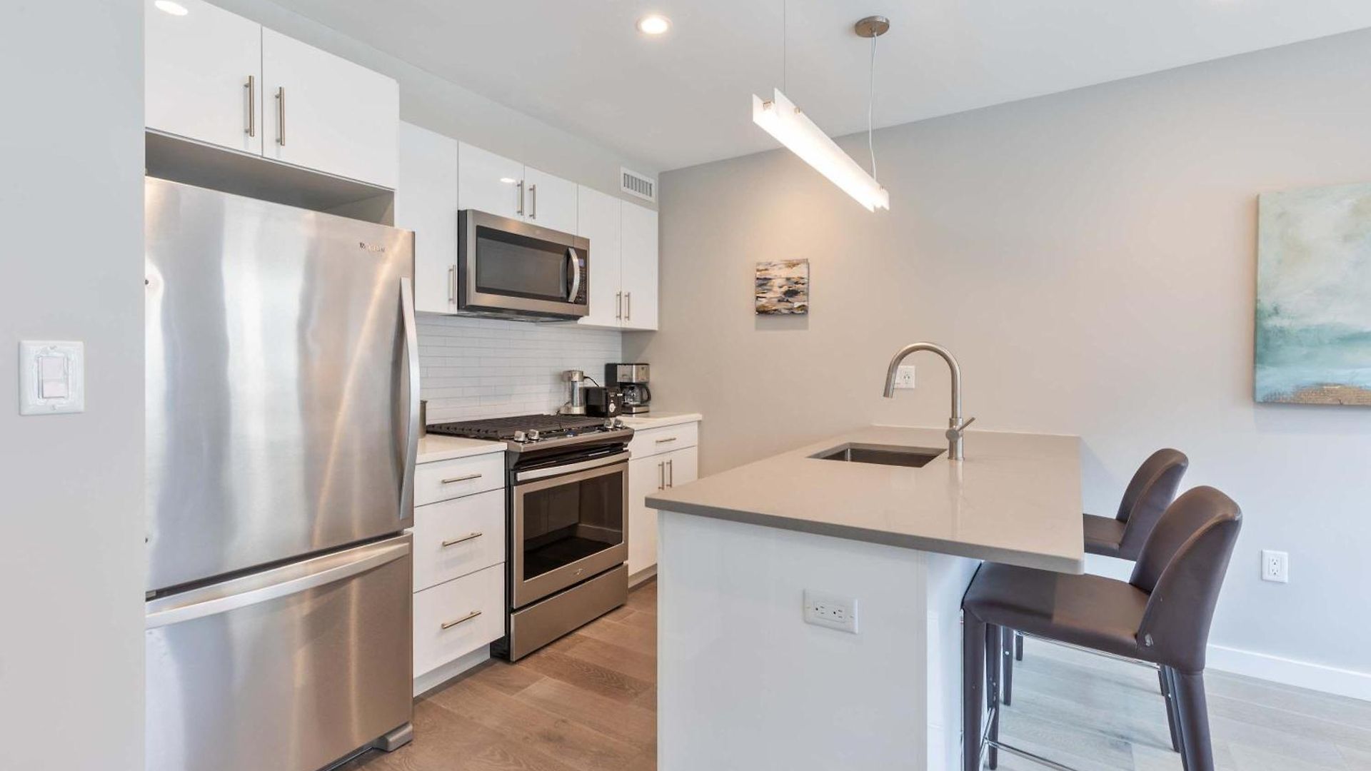 Luxury 2br North End Retreat