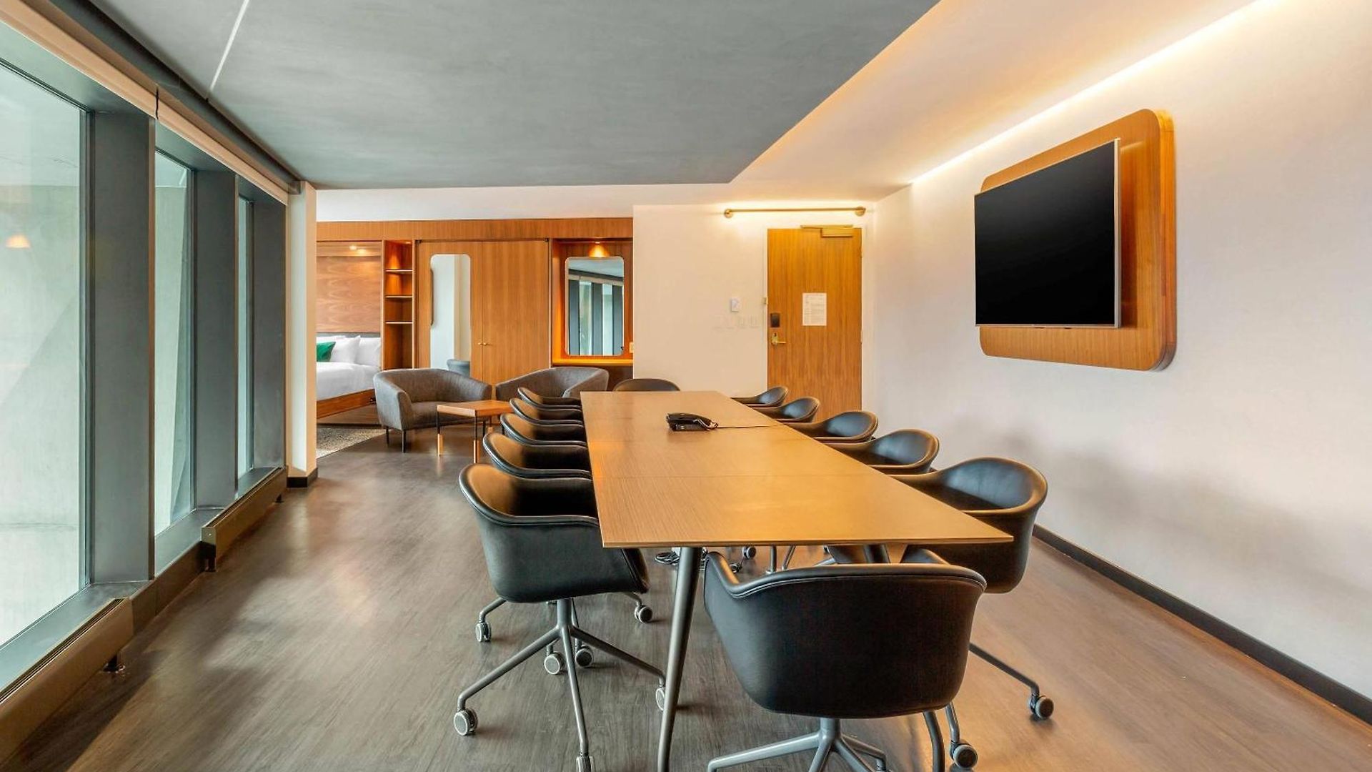 Hotel Cambria Downtown - Seaport Boston