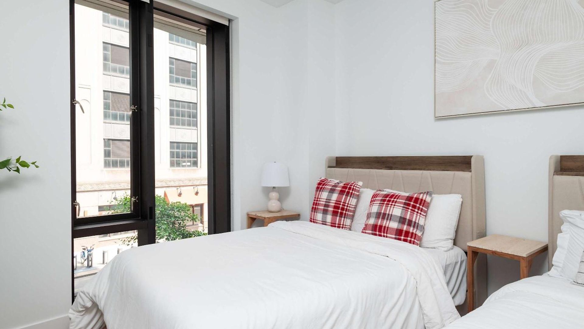 Back-bay Upscale Rooftop & Parking Boston