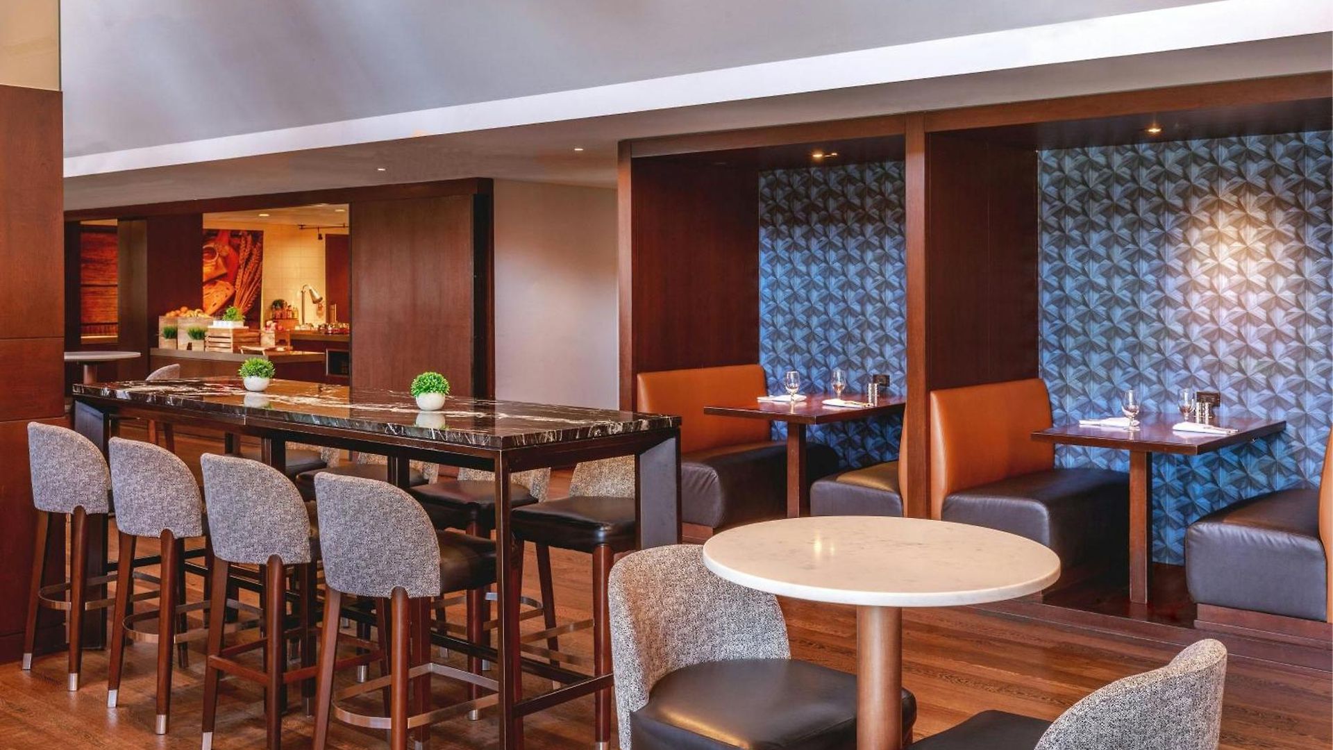 Hotel Marriott Long Wharf 4*