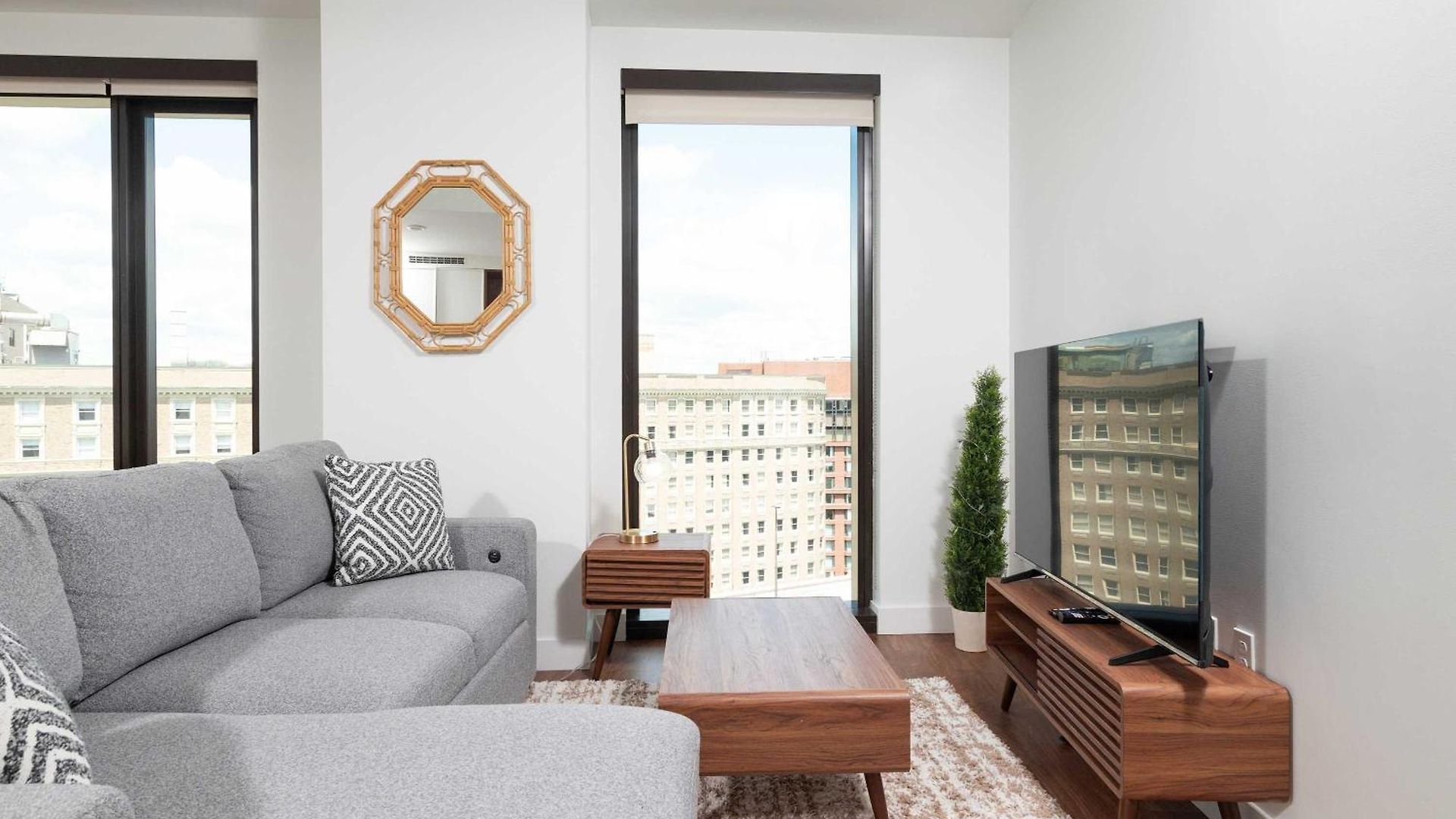 Back-bay Lux 2br With Rooftop And Parking Apartment *