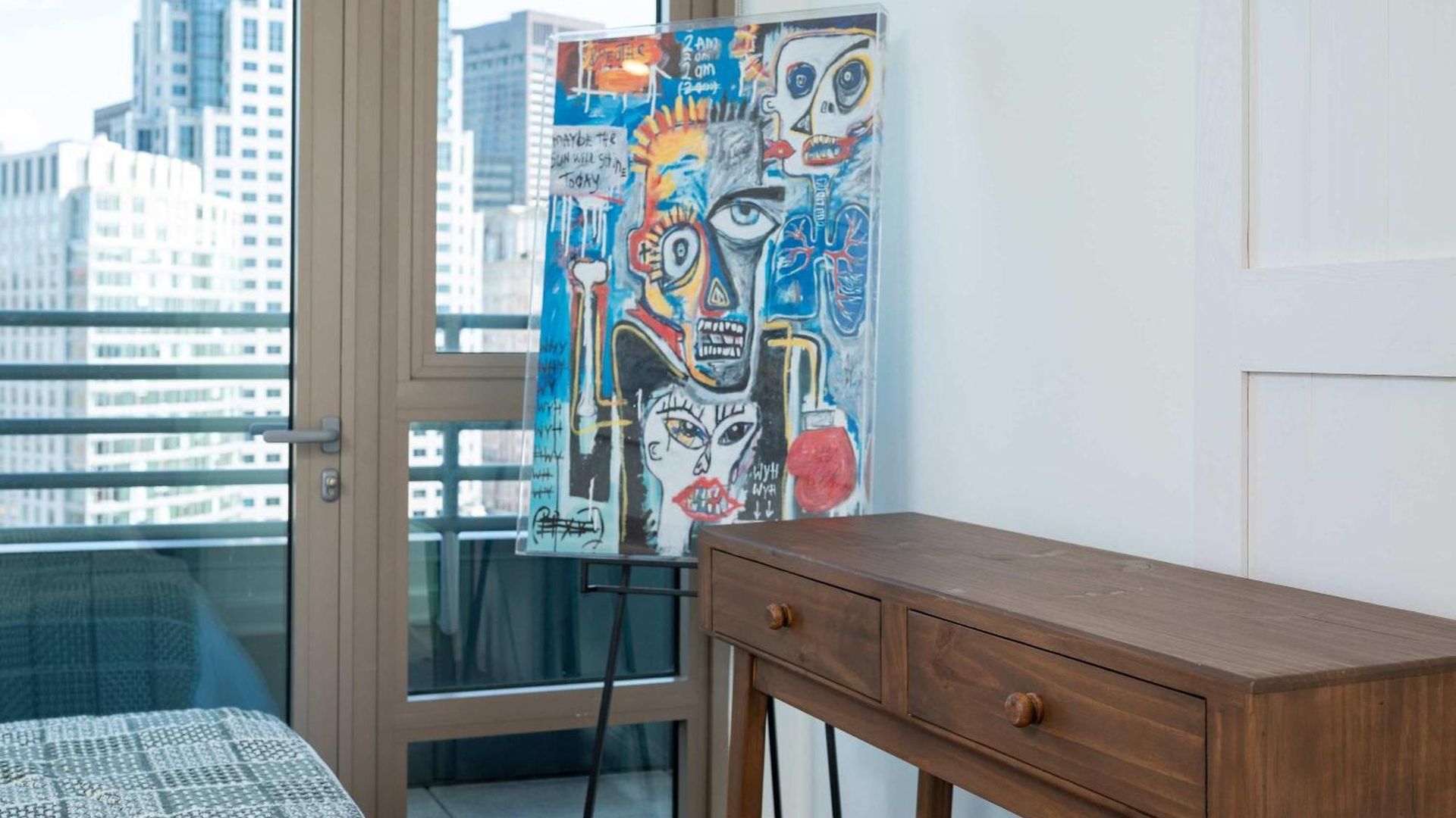 Upscale Penthouse With Gym Parking Near Mgh Tufts