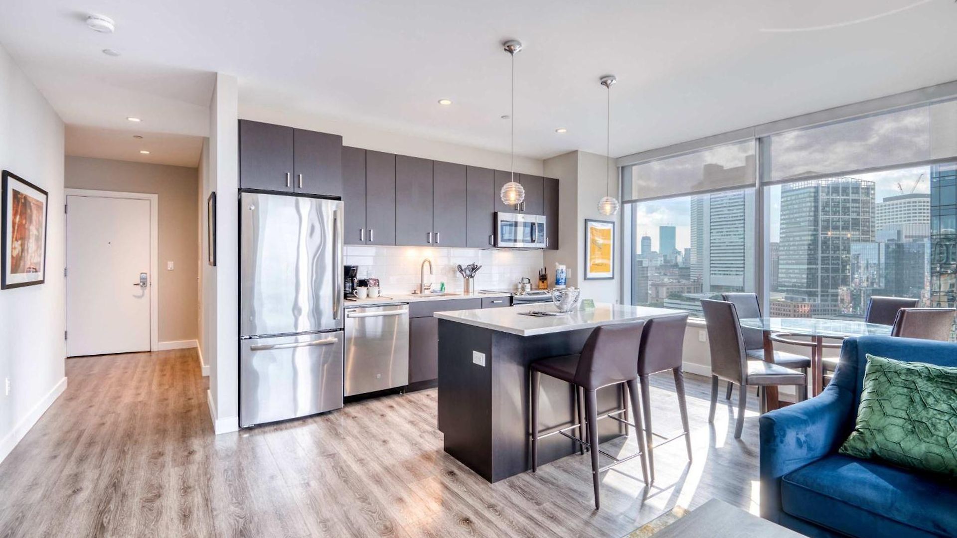 Luxury With Balcony In Seaport * Boston