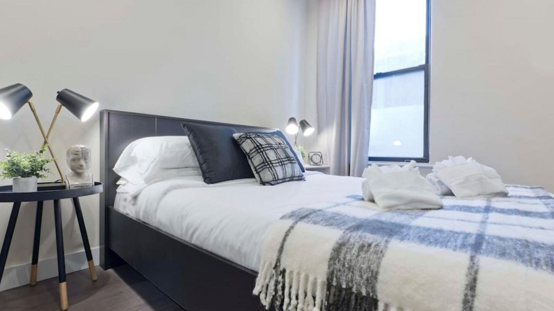 Centrally Located Loft Walk Anywhere Pets Ok * Boston