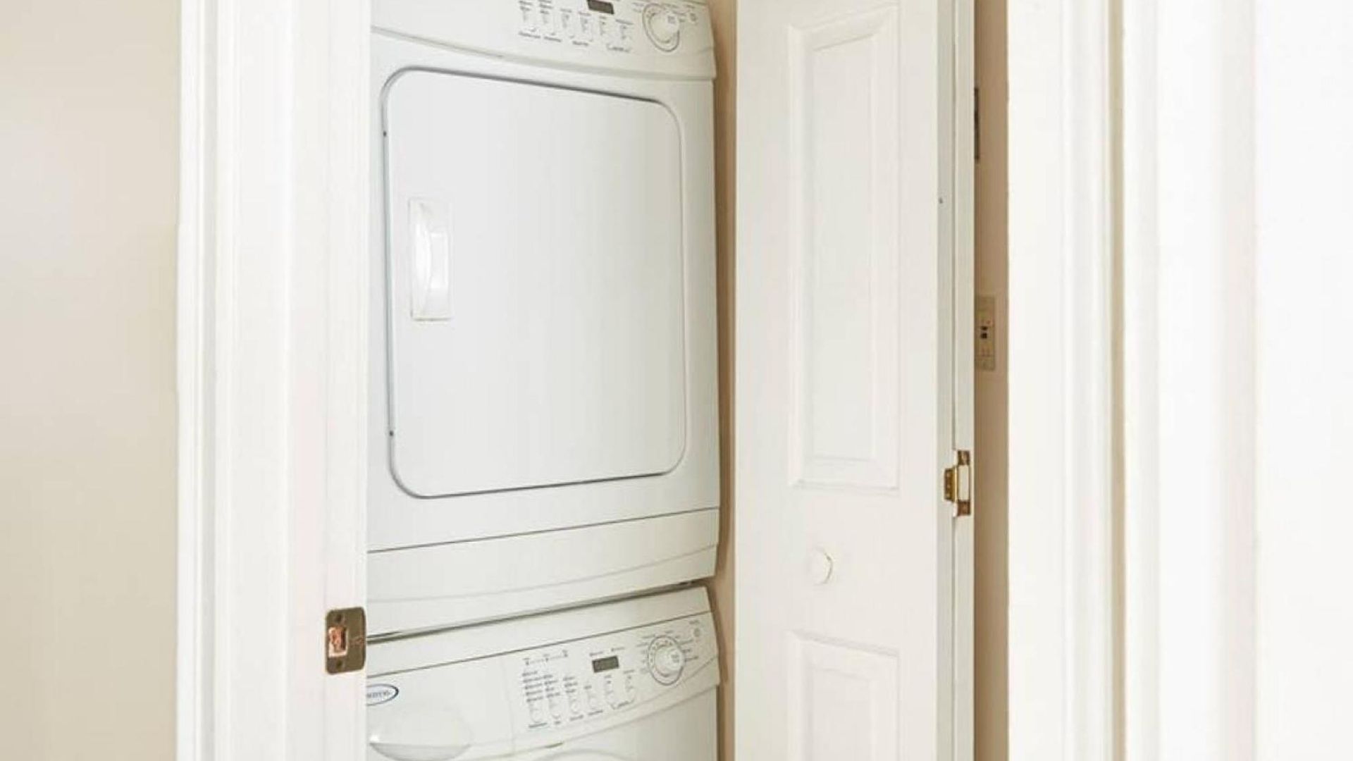 Apartment Delightful North End 2br 2ba Laundry *