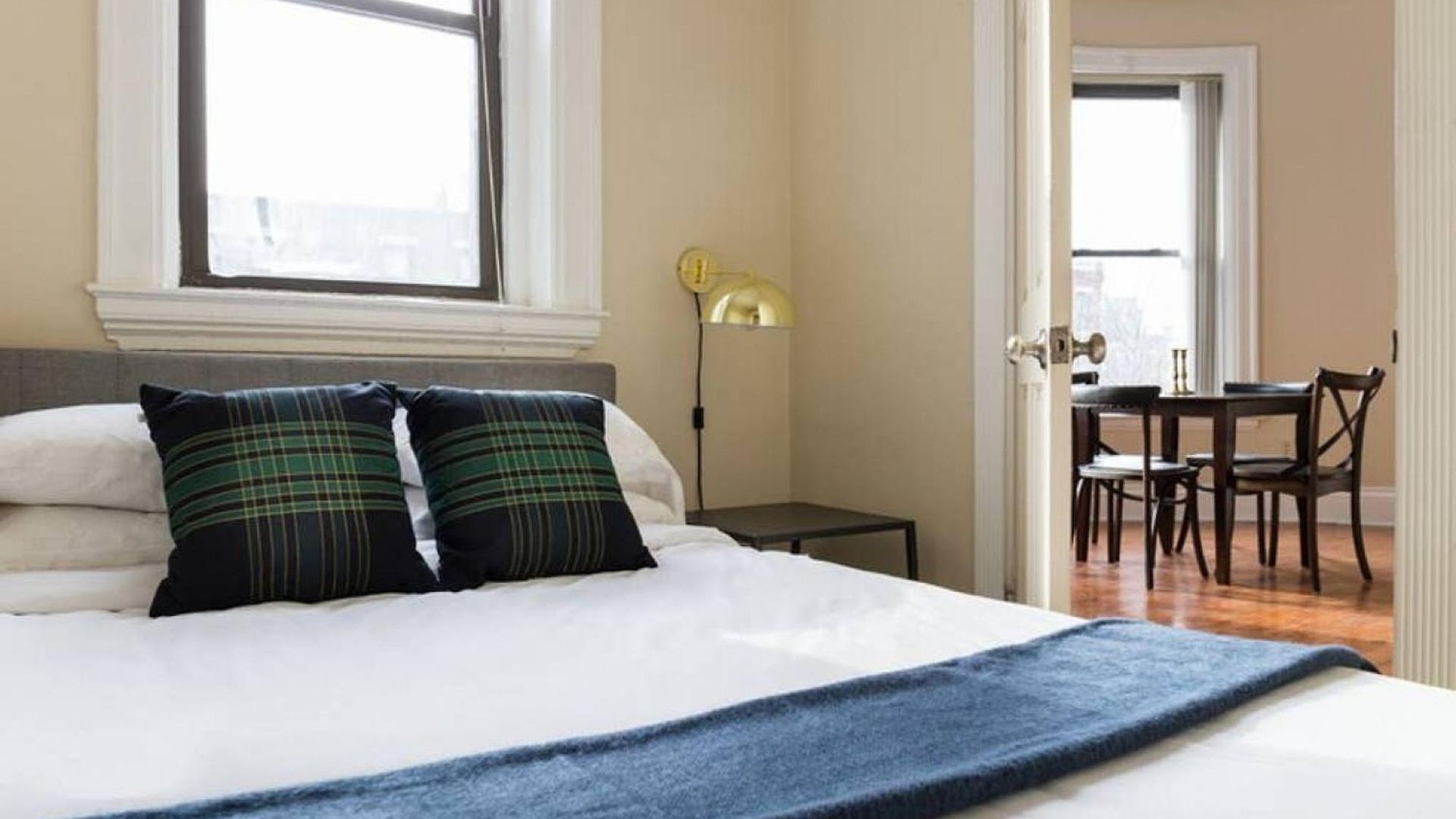 1br In Bostons Fenway Neighborhood Boston