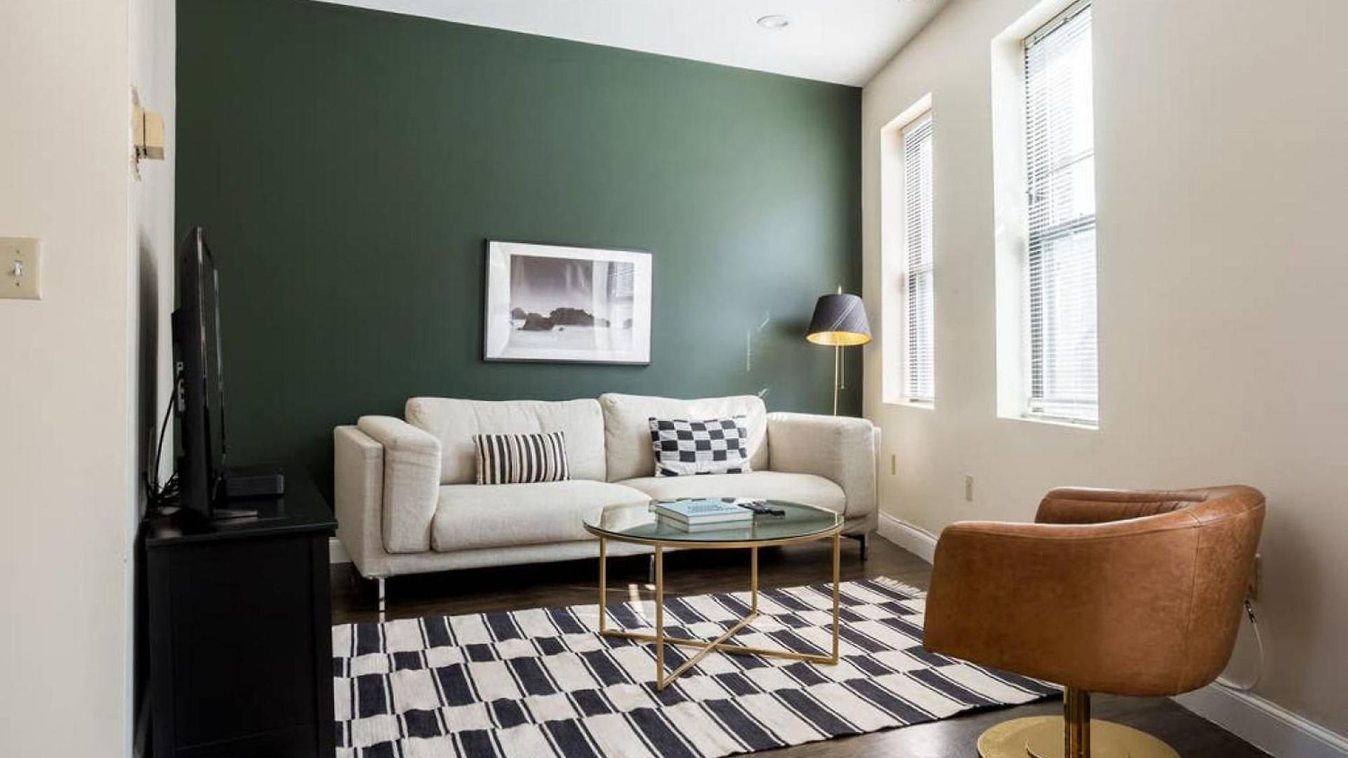 Delightful North End 2br 2ba Laundry *