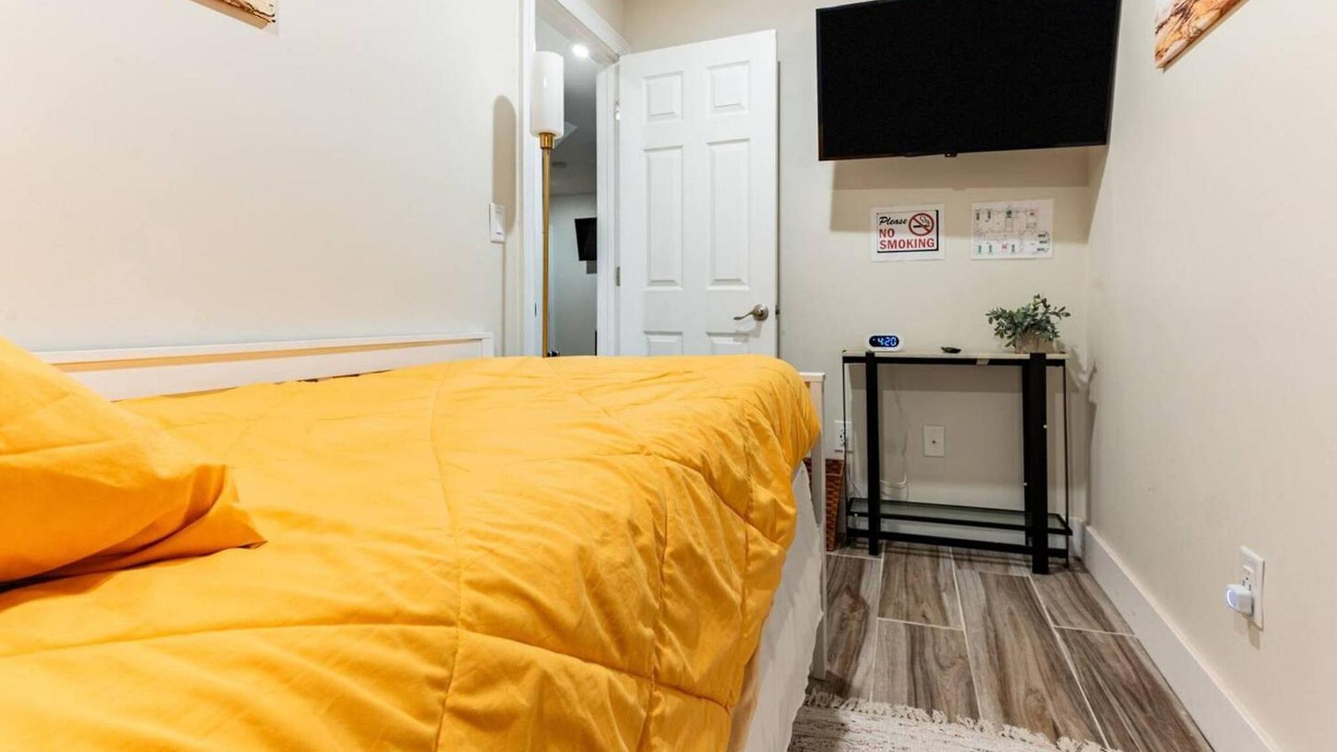 Holiday home Modern & Cozy 3-br Near Downtown *