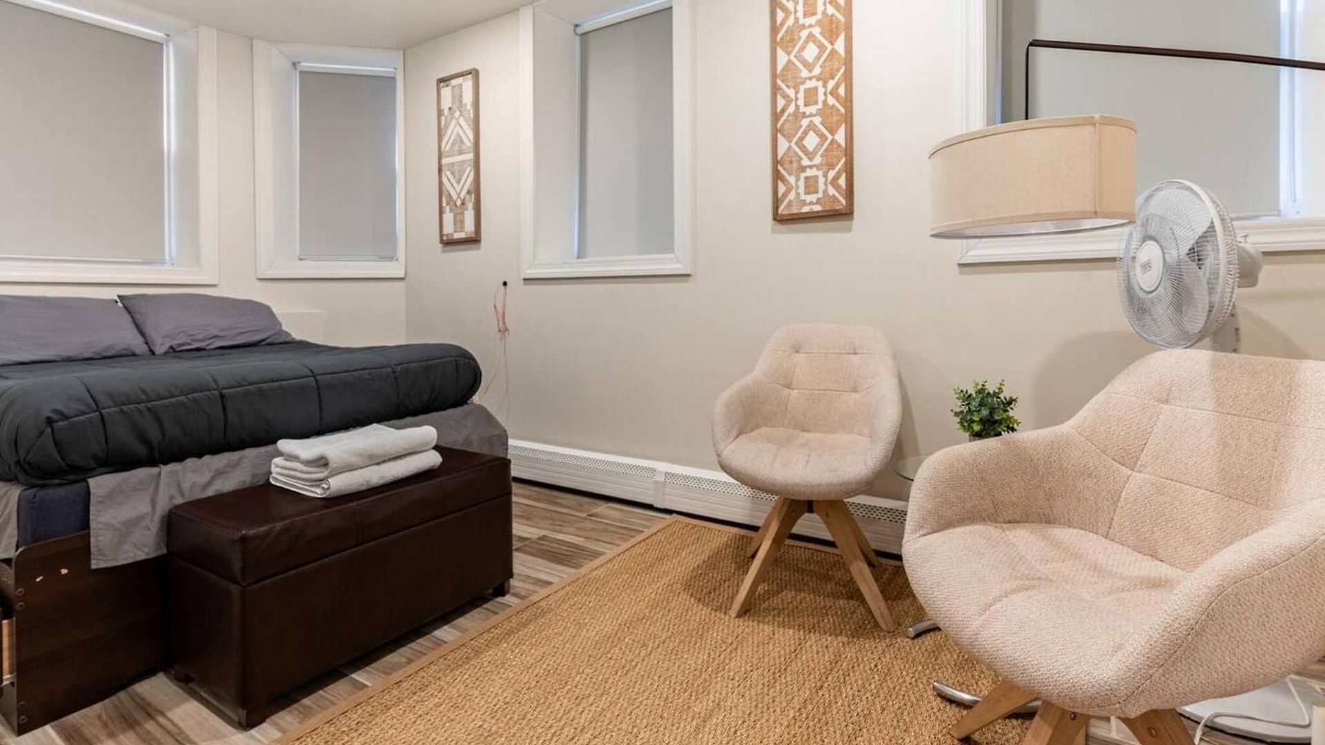Modern & Cozy 3-br Near Downtown Holiday home Boston