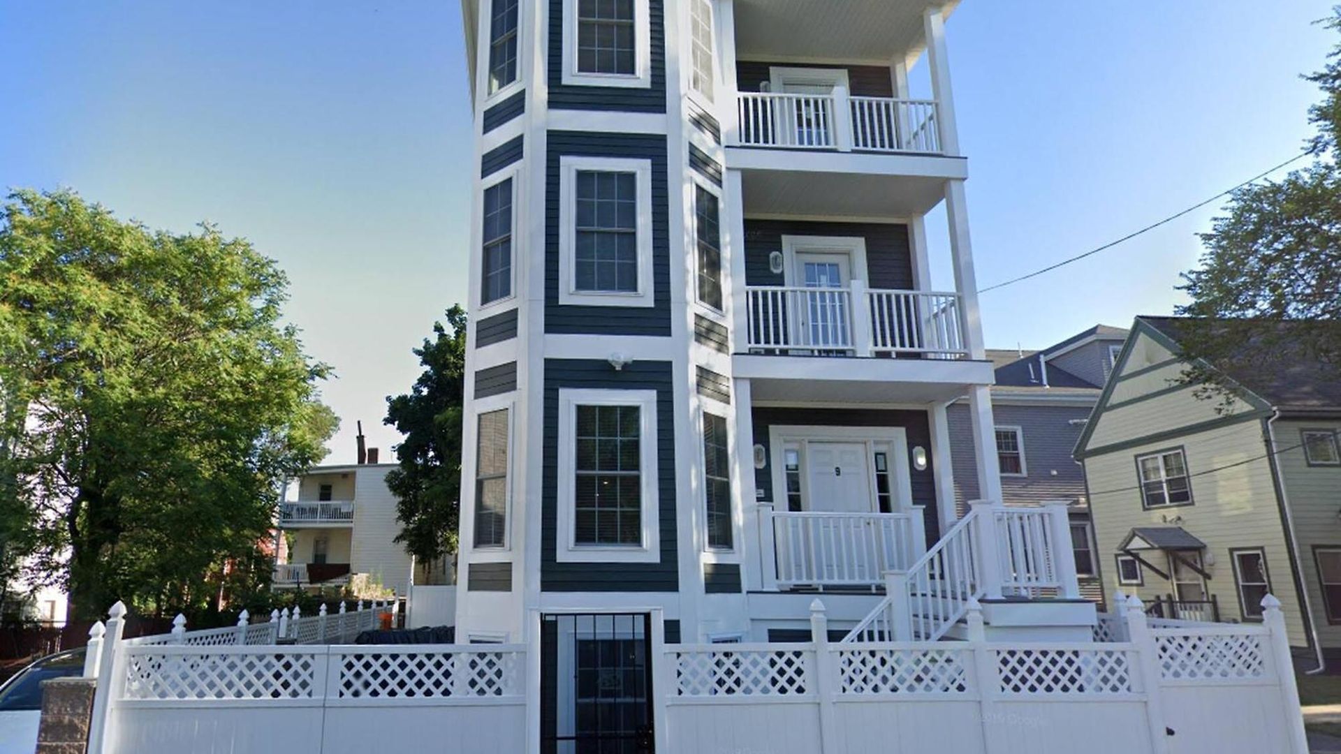 Modern & Cozy 3-br Near Downtown