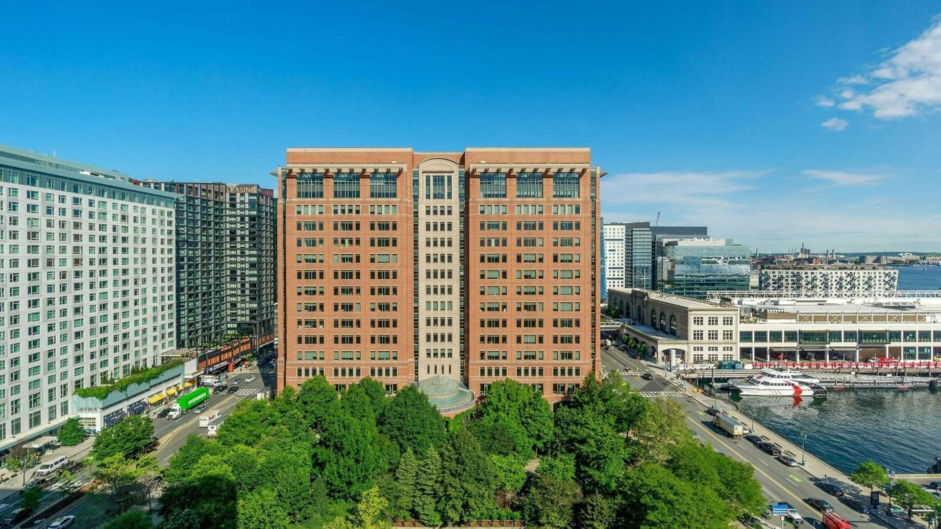 Renaissance Seaport District Hotel