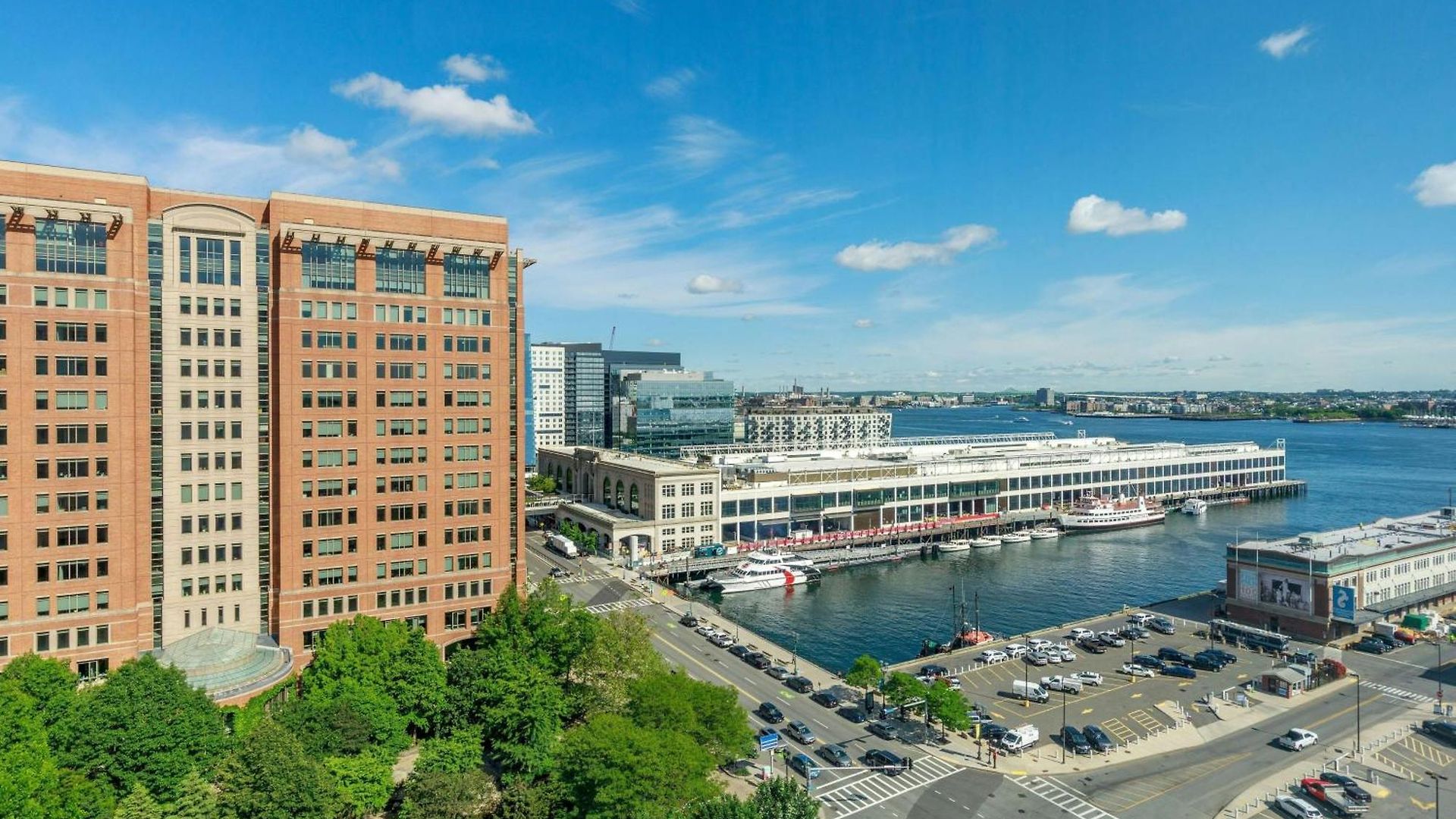 Renaissance Seaport District Hotel