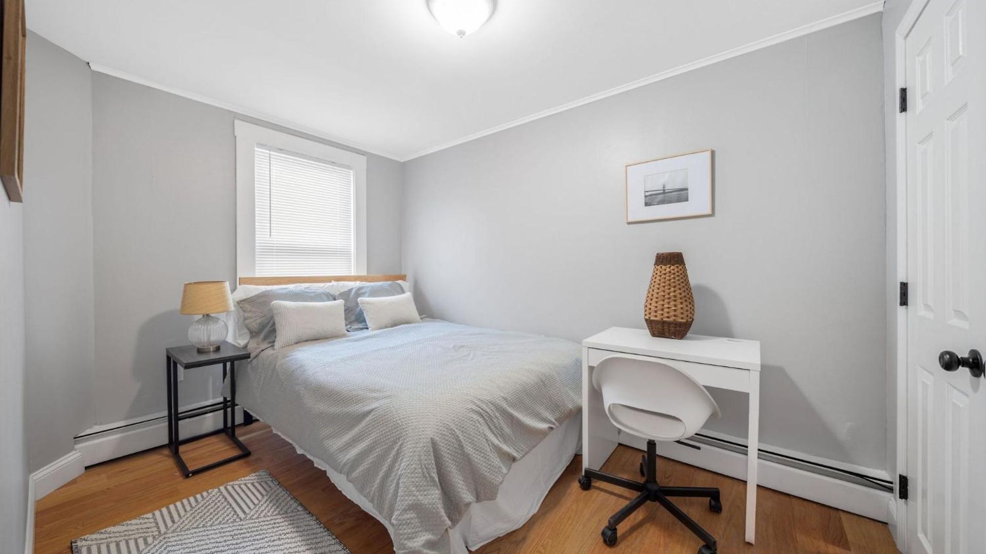 Apartment Easy Commute South 4br 1bth