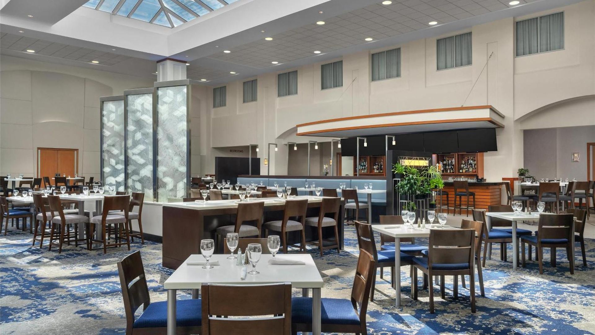 Hotel Embassy At Logan Airport 3*