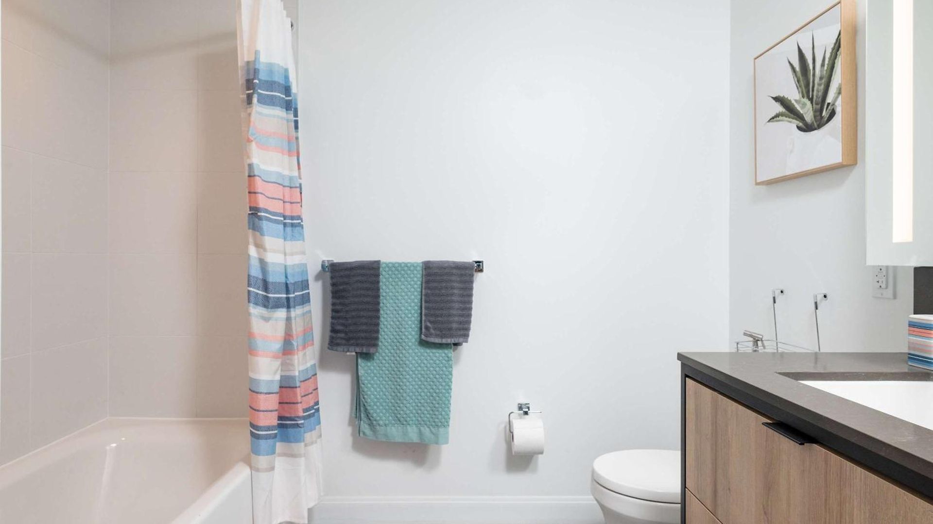 North End Td Garden Shared Pool & Rooftop Holiday home *