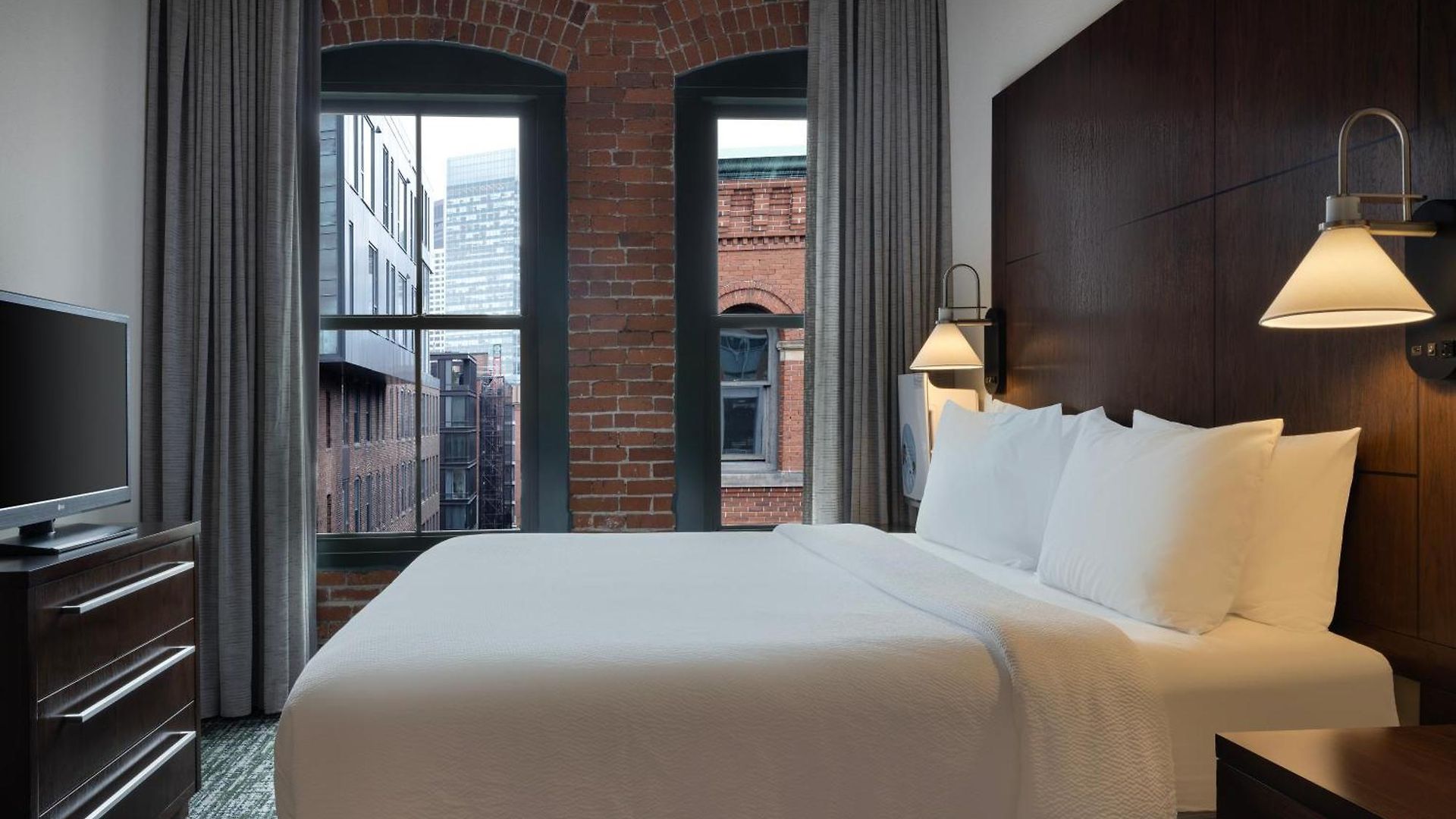 By Marriott Downtown Seaport