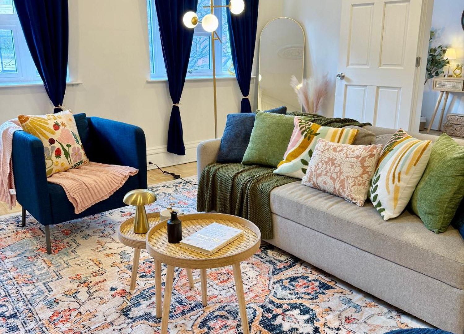 Apartment Chic Living On Newbury Street