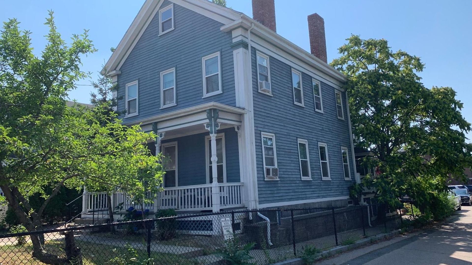 Victorian House With Irish Leave Apartment Boston