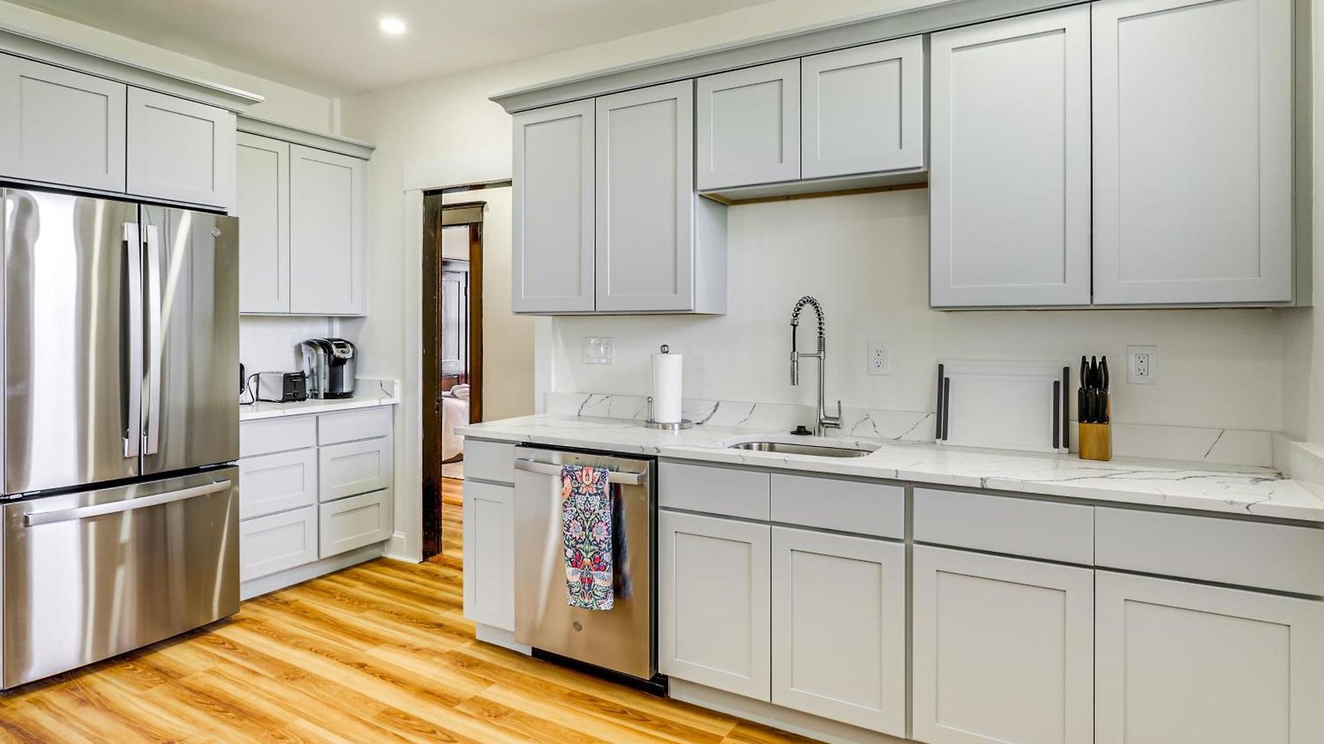 4 Mi To Fenway Park: Pet-friendly Dorchester Apt! Apartment
