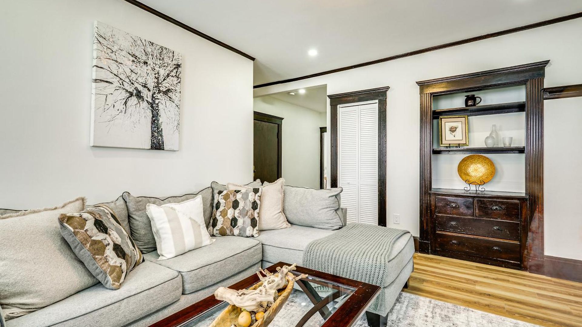 Apartment 4 Mi To Fenway Park: Pet-friendly Dorchester Apt! *