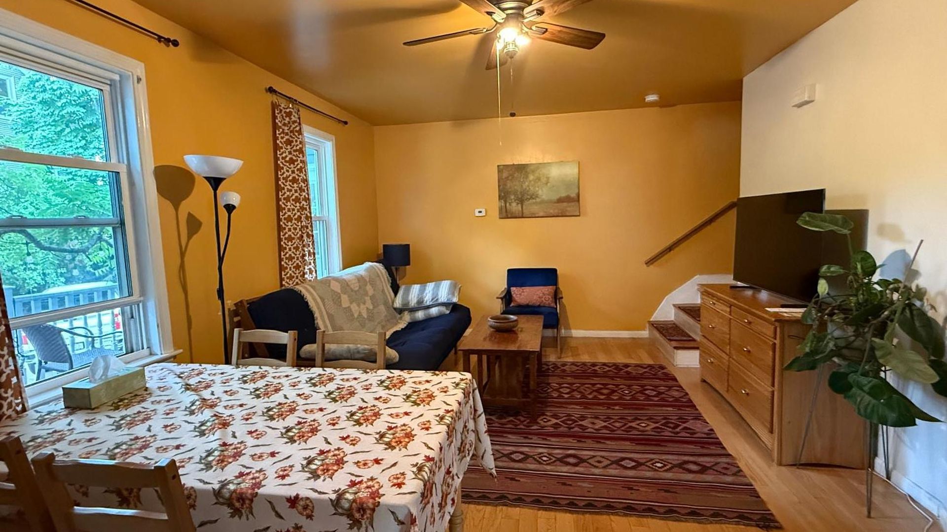 Beautiful 2-bedroom, 2-bath Townhouse *