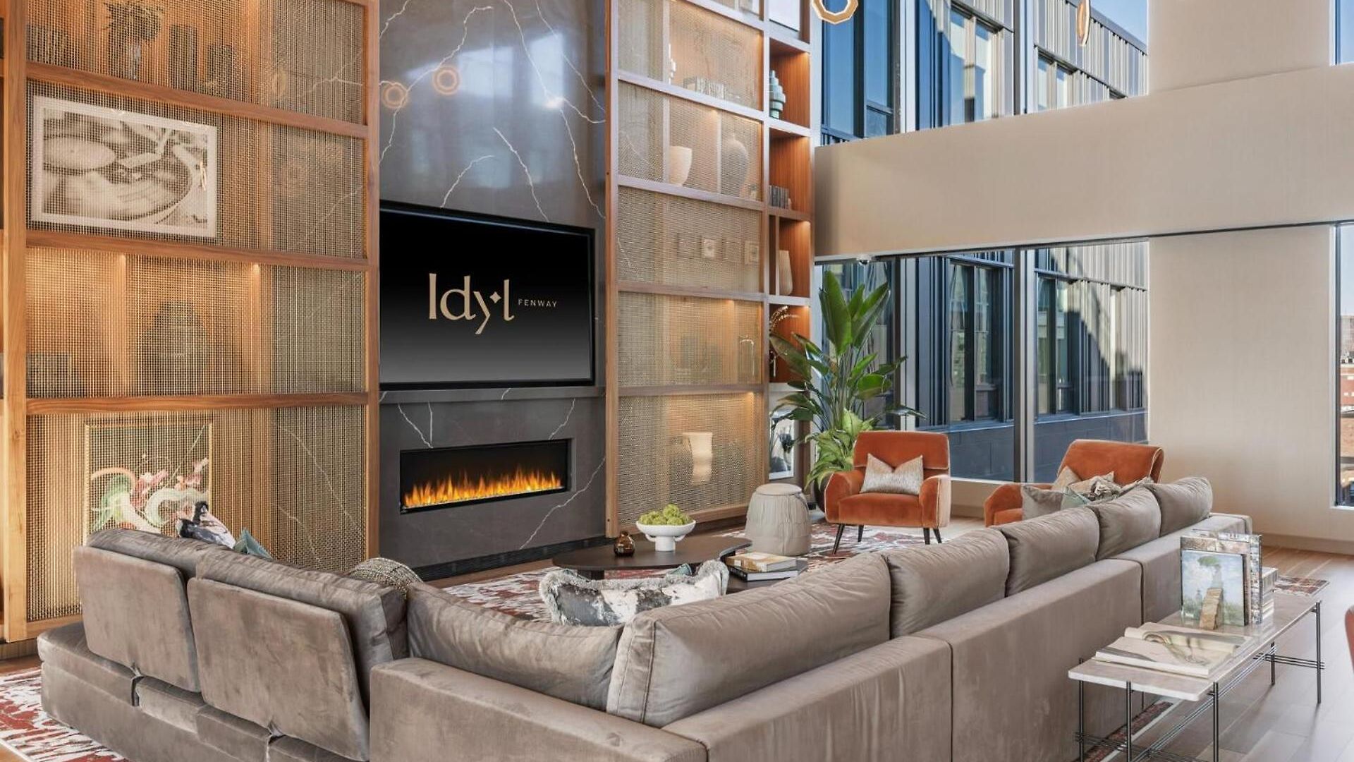 Gorgeous With Kitchen * Boston
