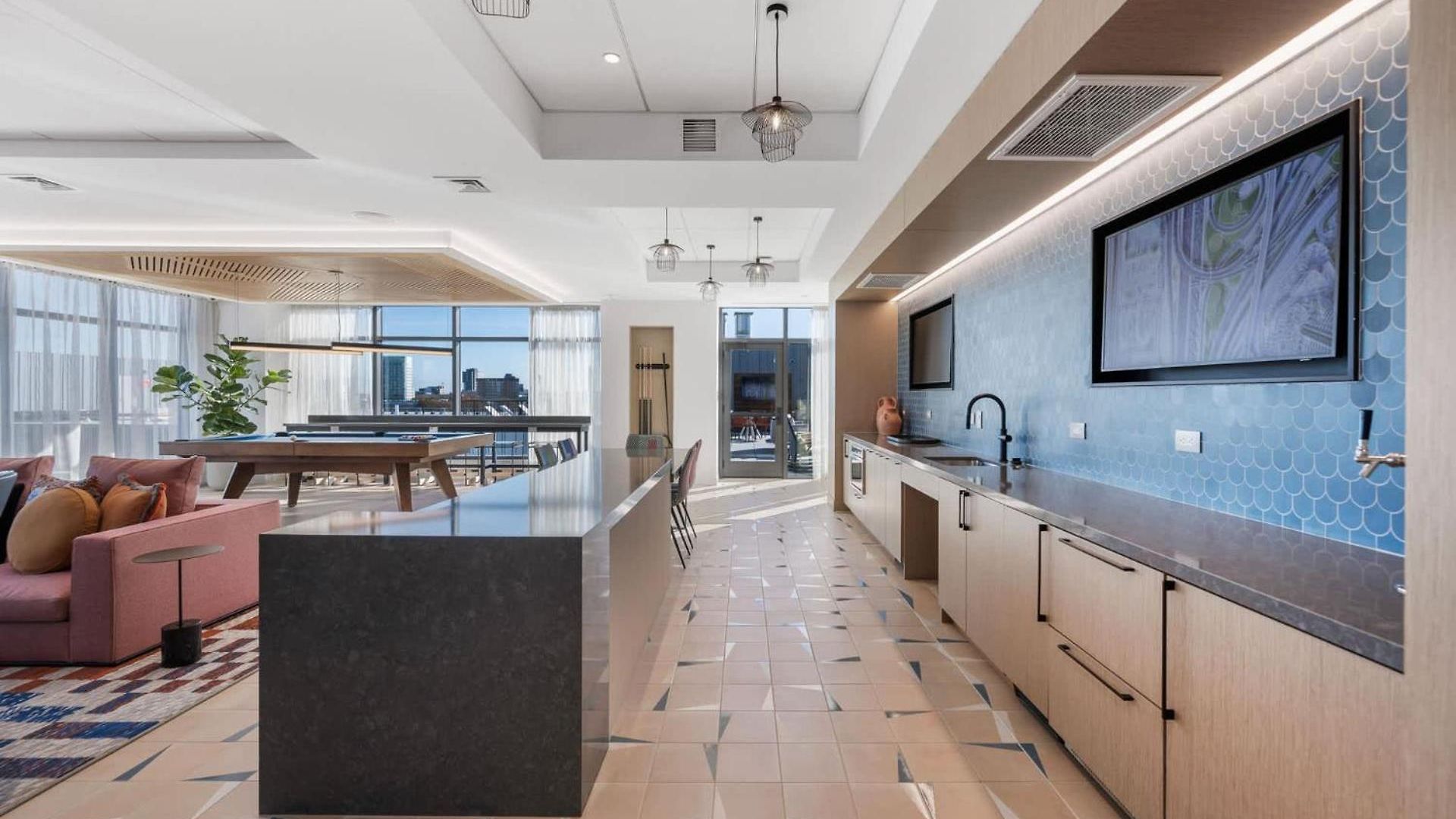 Luxury With Sky Terrace
