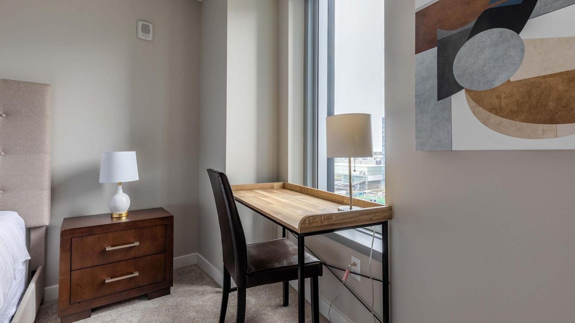 Private 2br Seaport Disctrict Apartment