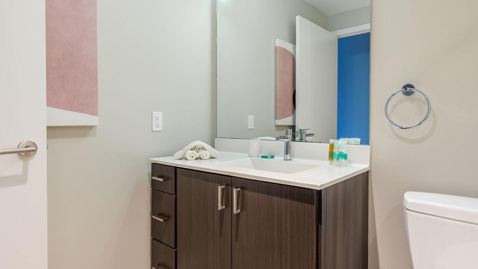 Apartment Private 2br Seaport Disctrict
