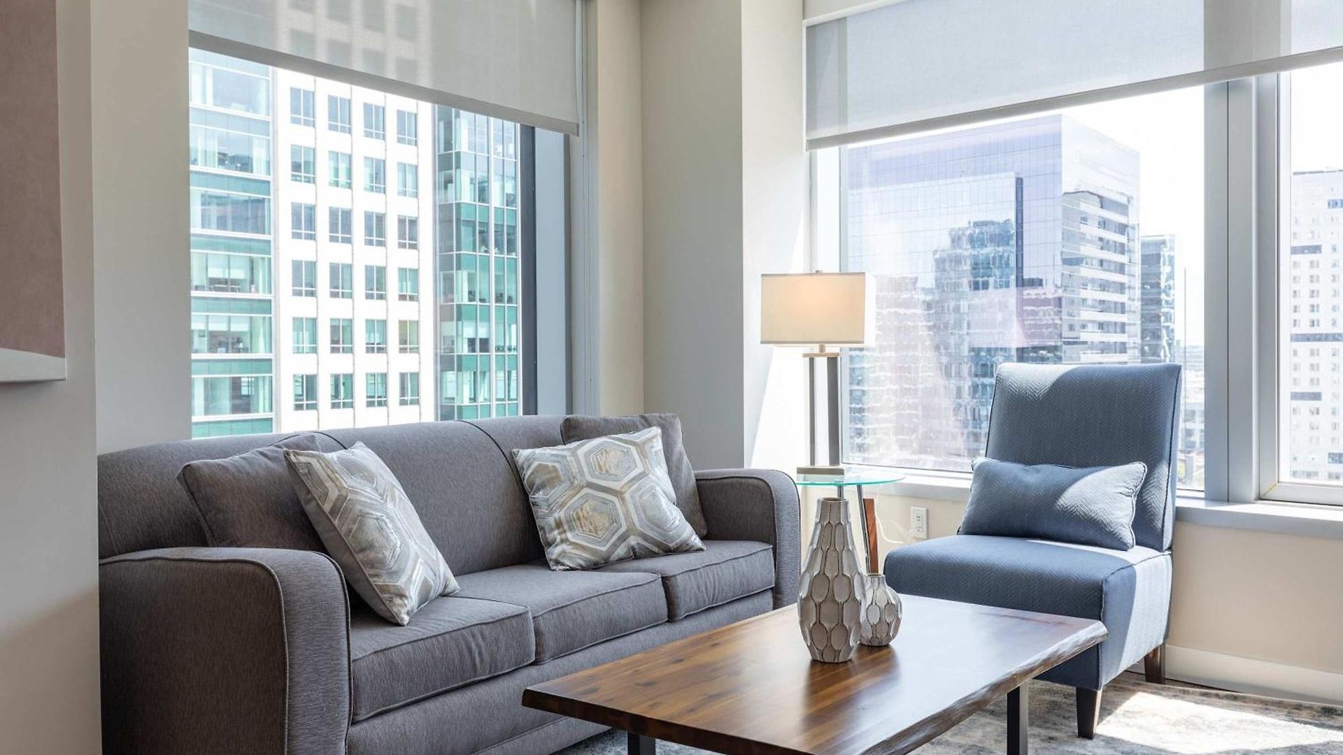 Private 2br Seaport Disctrict Apartment