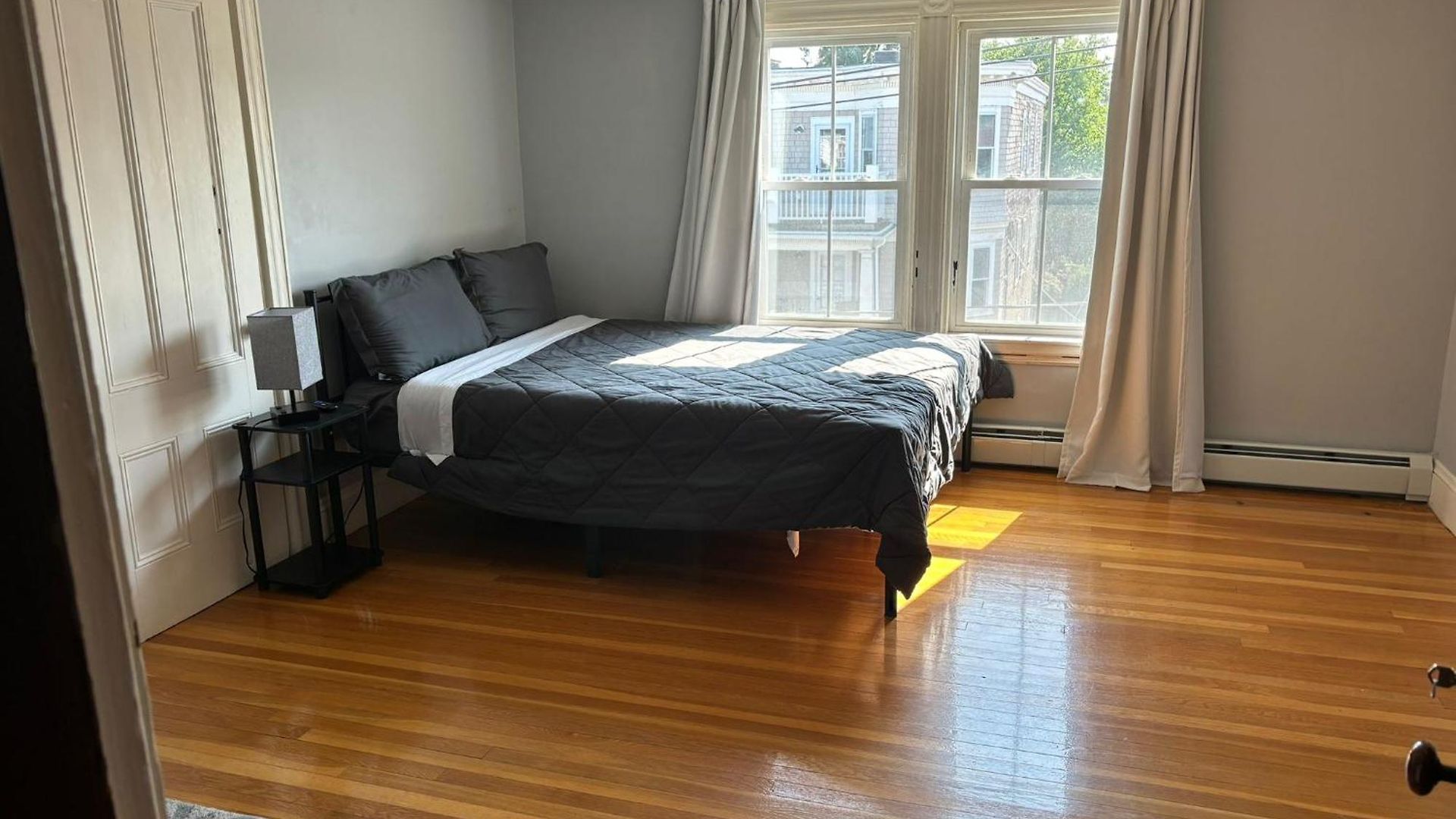 Near Downtown - Andrew Station Area Homestay Boston
