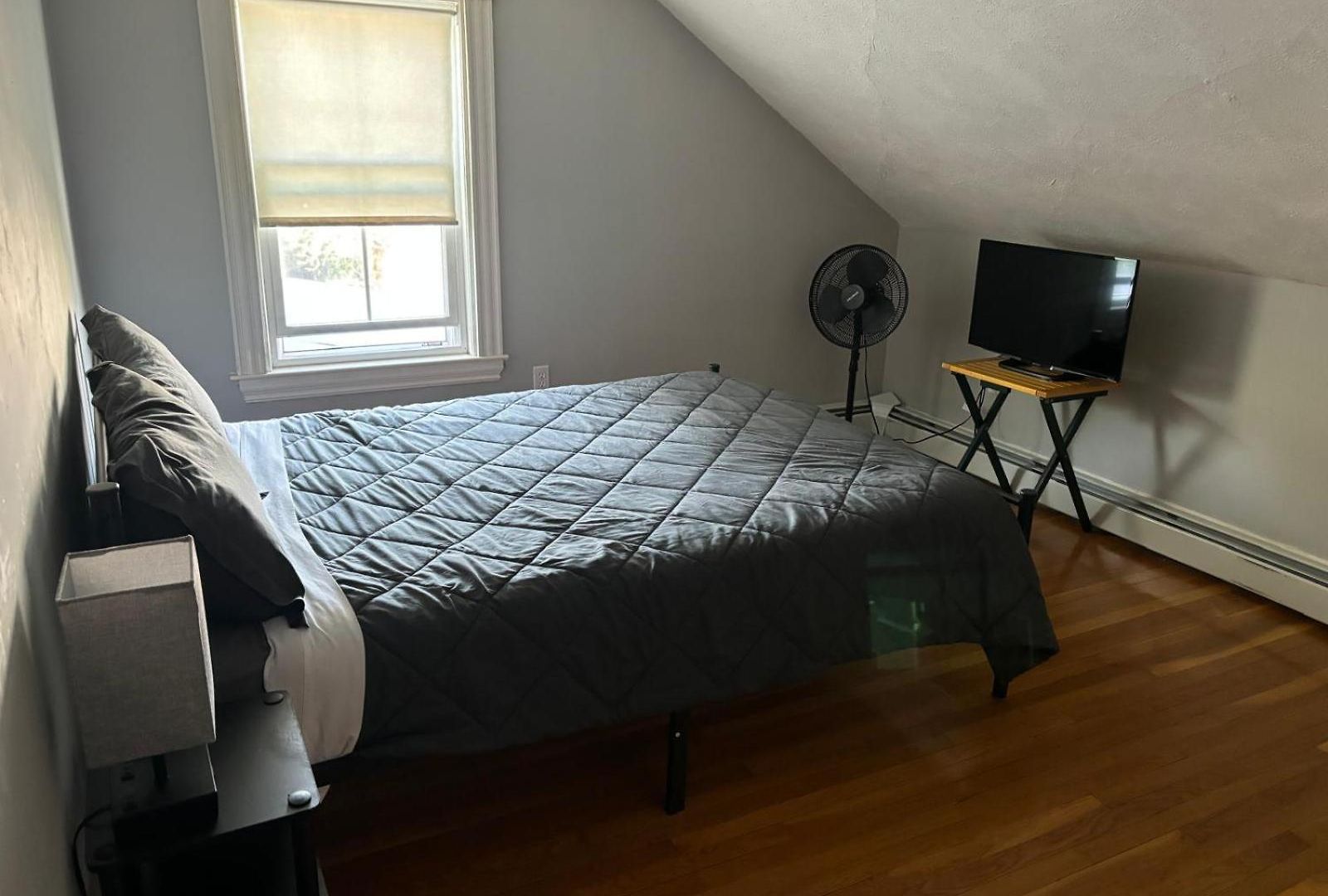 Near Downtown - Andrew Station Area Homestay