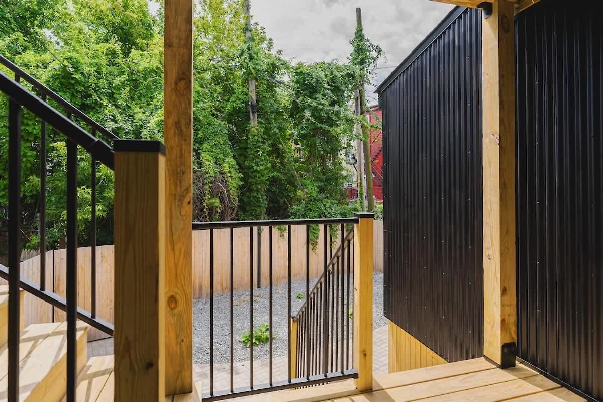 Luxury 3bd Short Walk To Airport