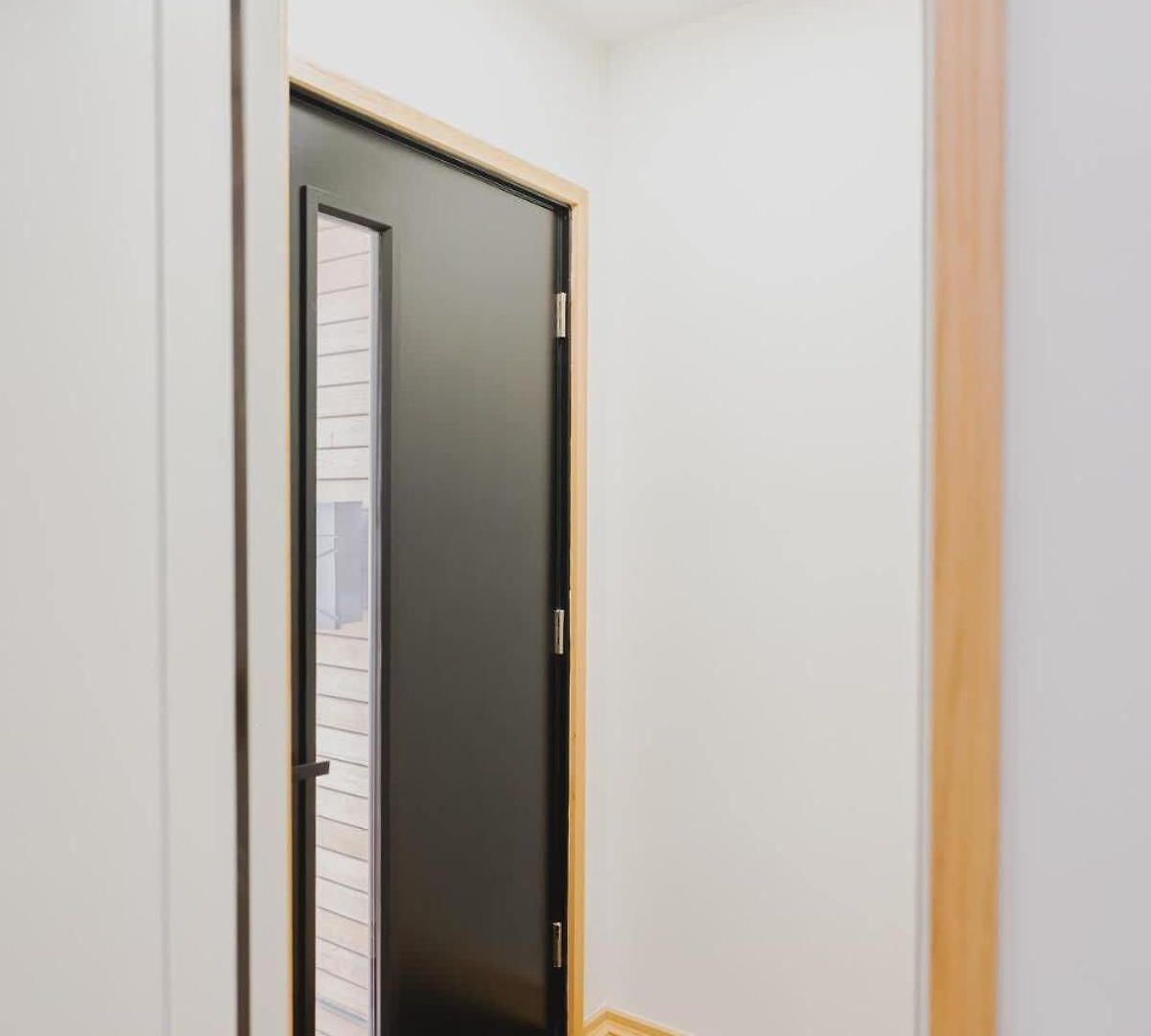 Luxury 3bd Short Walk To Airport Apartment