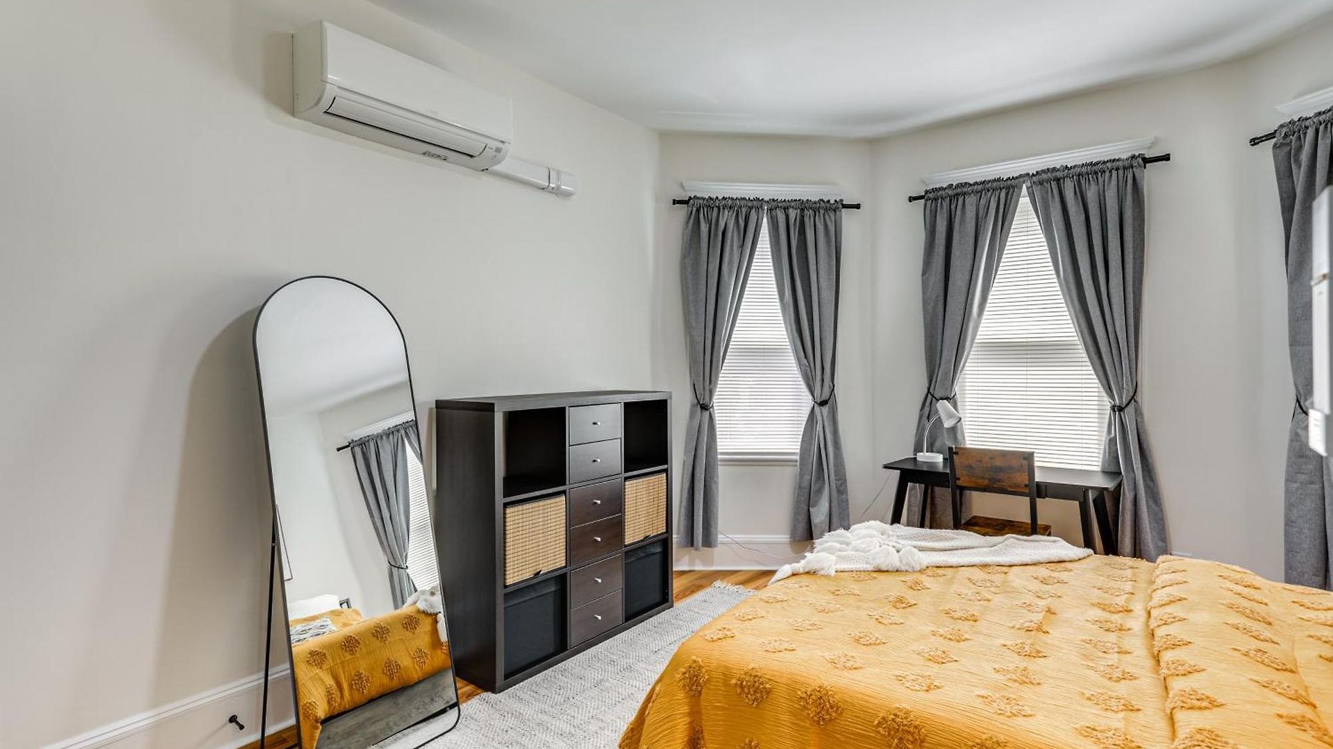 4 Mi To Fenway Park: Pet-friendly Dorchester Apt! Boston