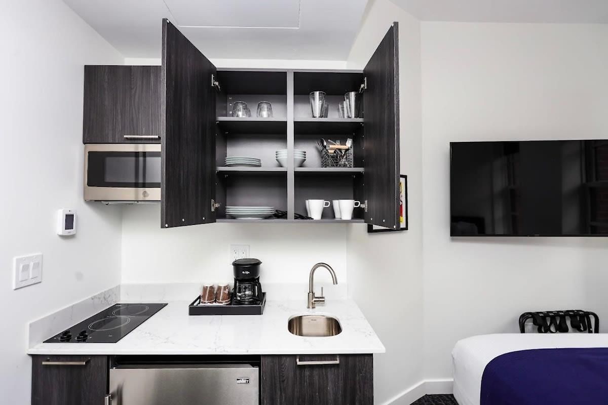 Stylish In Historic - Unit #404 * Boston