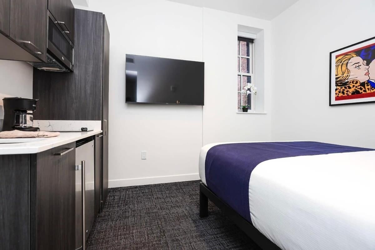 Stylish In Fenway Neighborhood - Unit #305 * Boston