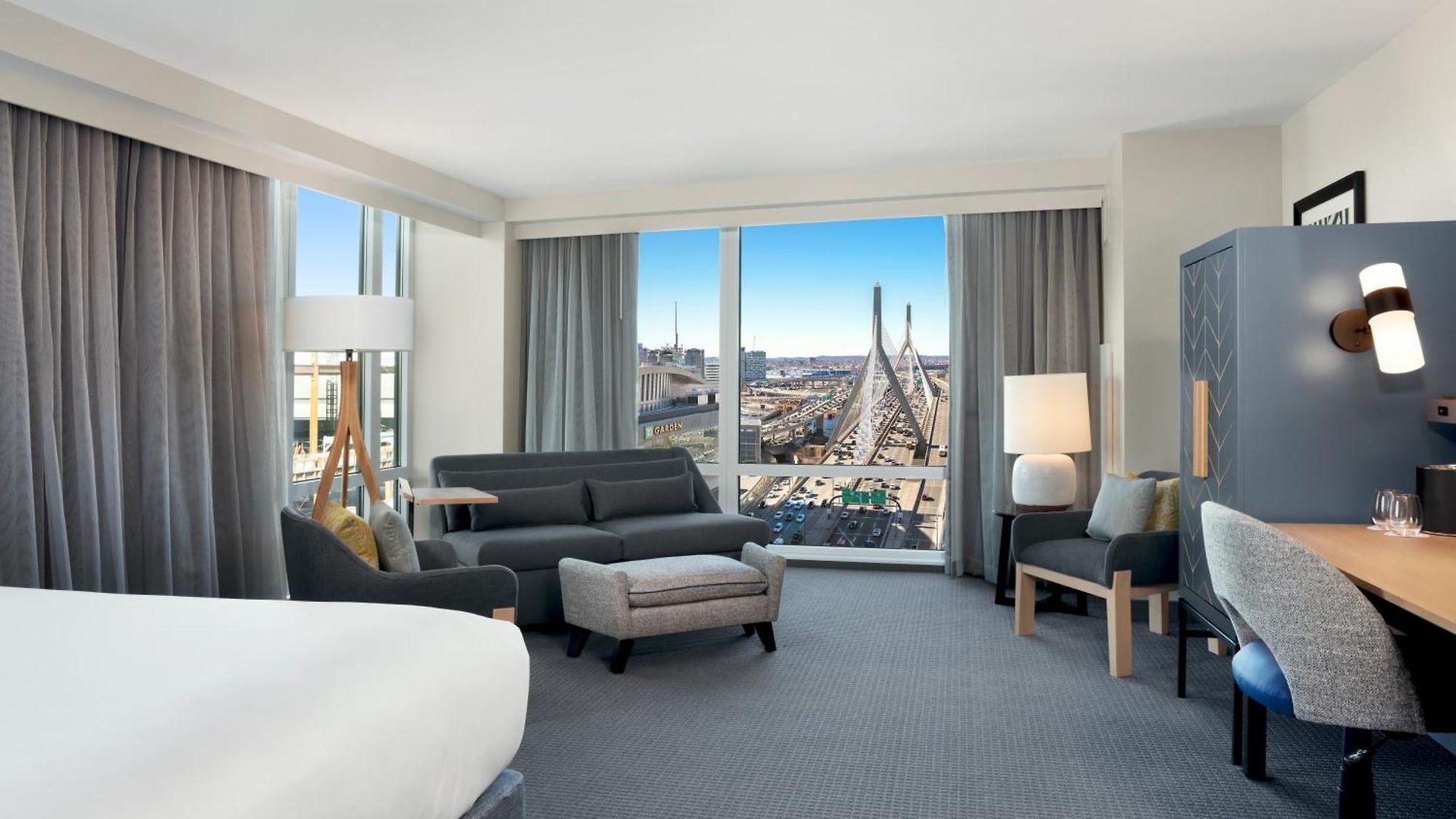 Courtyard Downtown/north Station Hotel 3*