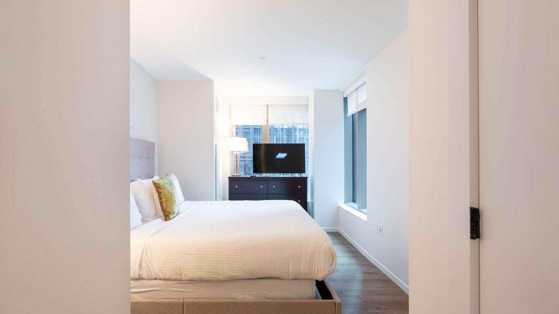 Exclusive 2br Downtown Seaport * Boston