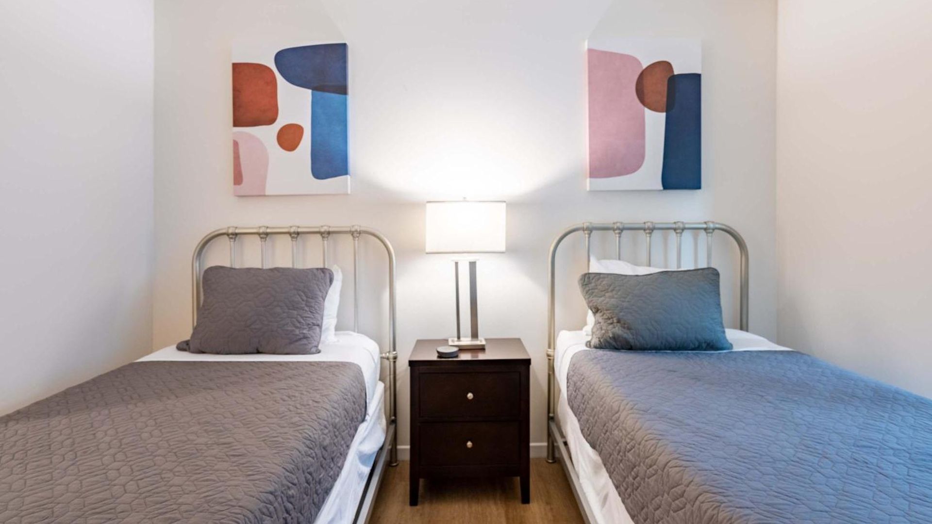 Exclusive 2br Downtown Seaport *