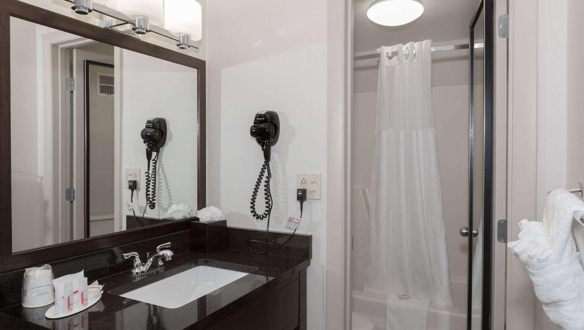 Ramada By Wyndham 3*