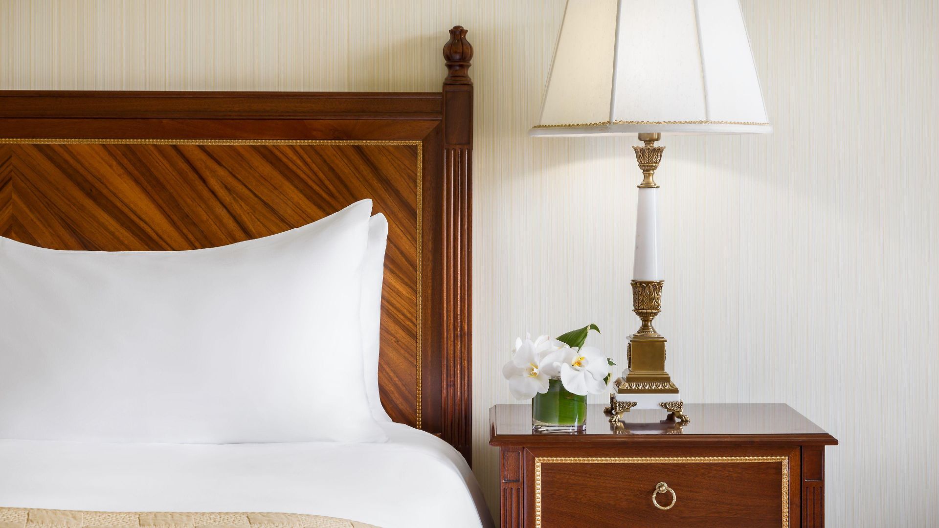 The Newbury 5*