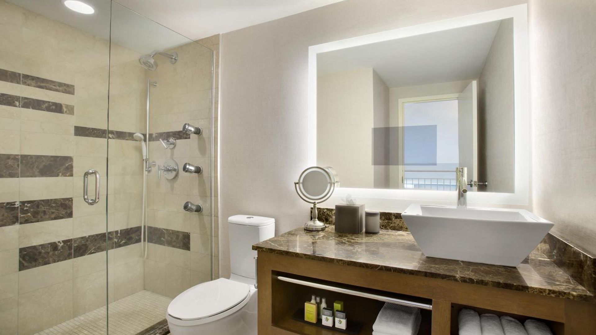 Doubletree By Hilton - Cambridge Hotel