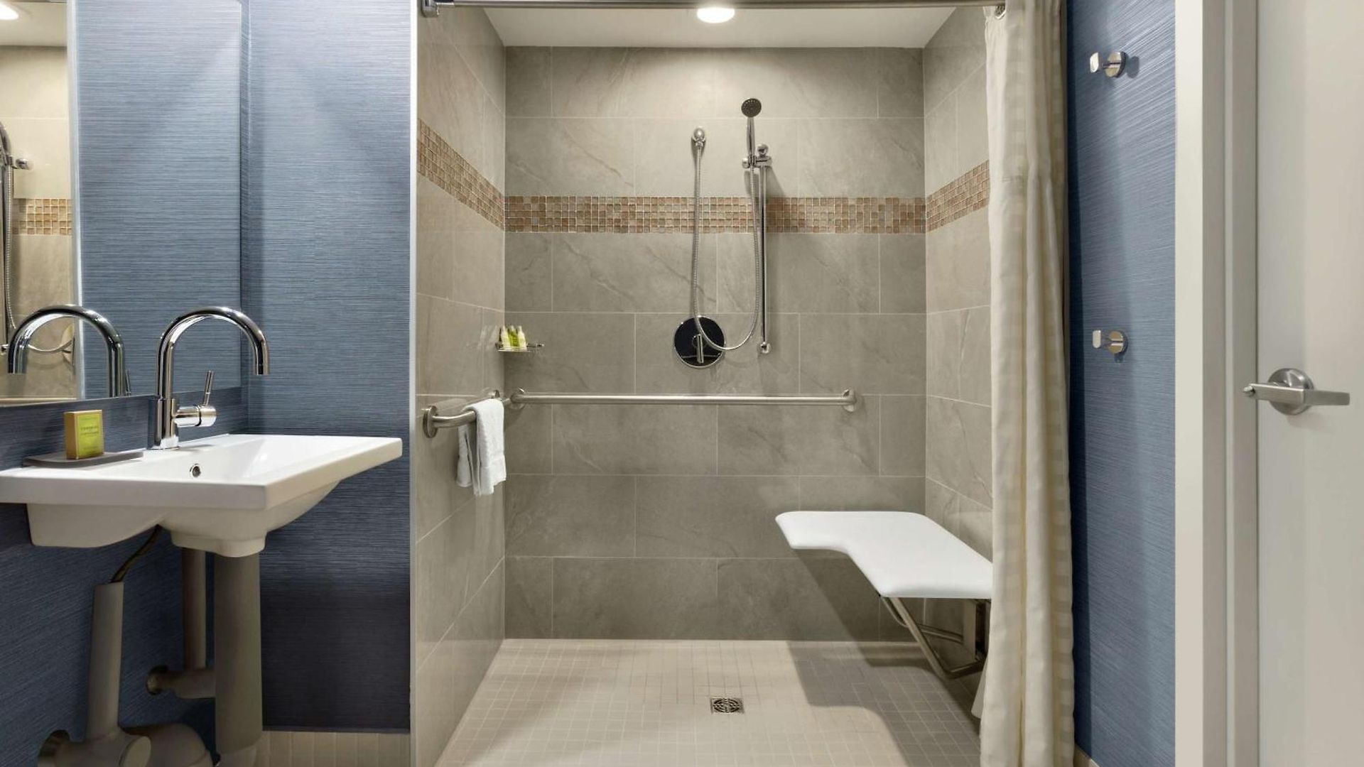 Doubletree By Hilton - Cambridge