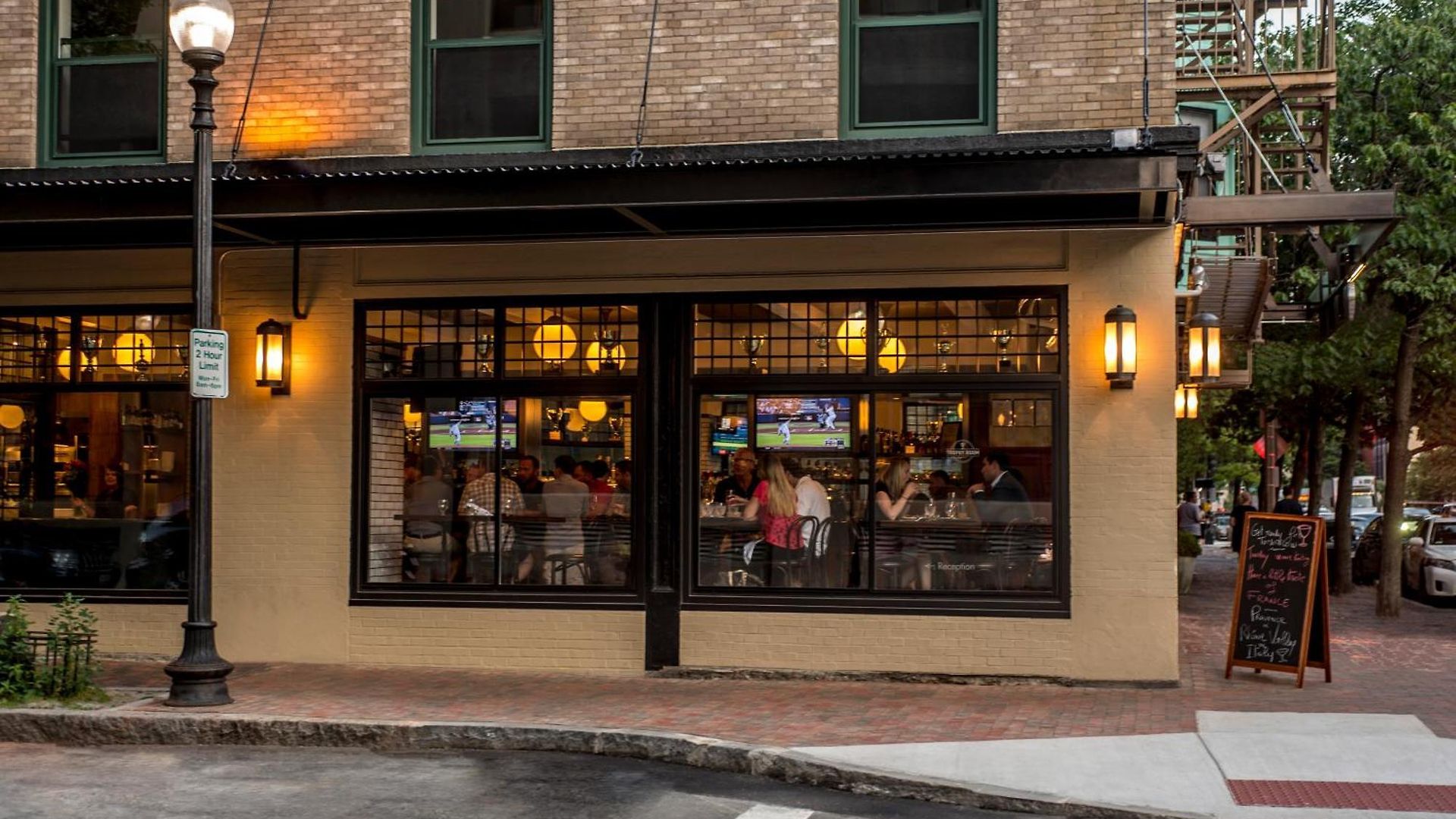Staypineapple, A Delightful Hotel, South End 4* Boston